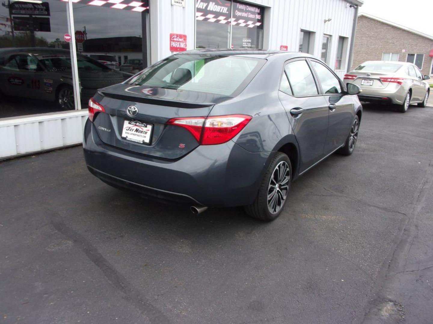 2014 GRAY TOYOTA COROLLA S PLUS (2T1BURHEXEC) with an 1.8L engine, Automatic transmission, located at 501 E. Columbia St., Springfield, OH, 45503, (800) 262-7122, 39.925262, -83.801796 - ***Clean Carfax***S Plus***Sunroof***New Front and Rear Pads and Rotors***Serviced and Detailed*** Jay North Auto has offered hand picked vehicles since 1965! Our customer's enjoy a NO pressure buying experience with a small town feel. All of our vehicles get fully inspected and detailed. We are - Photo#3