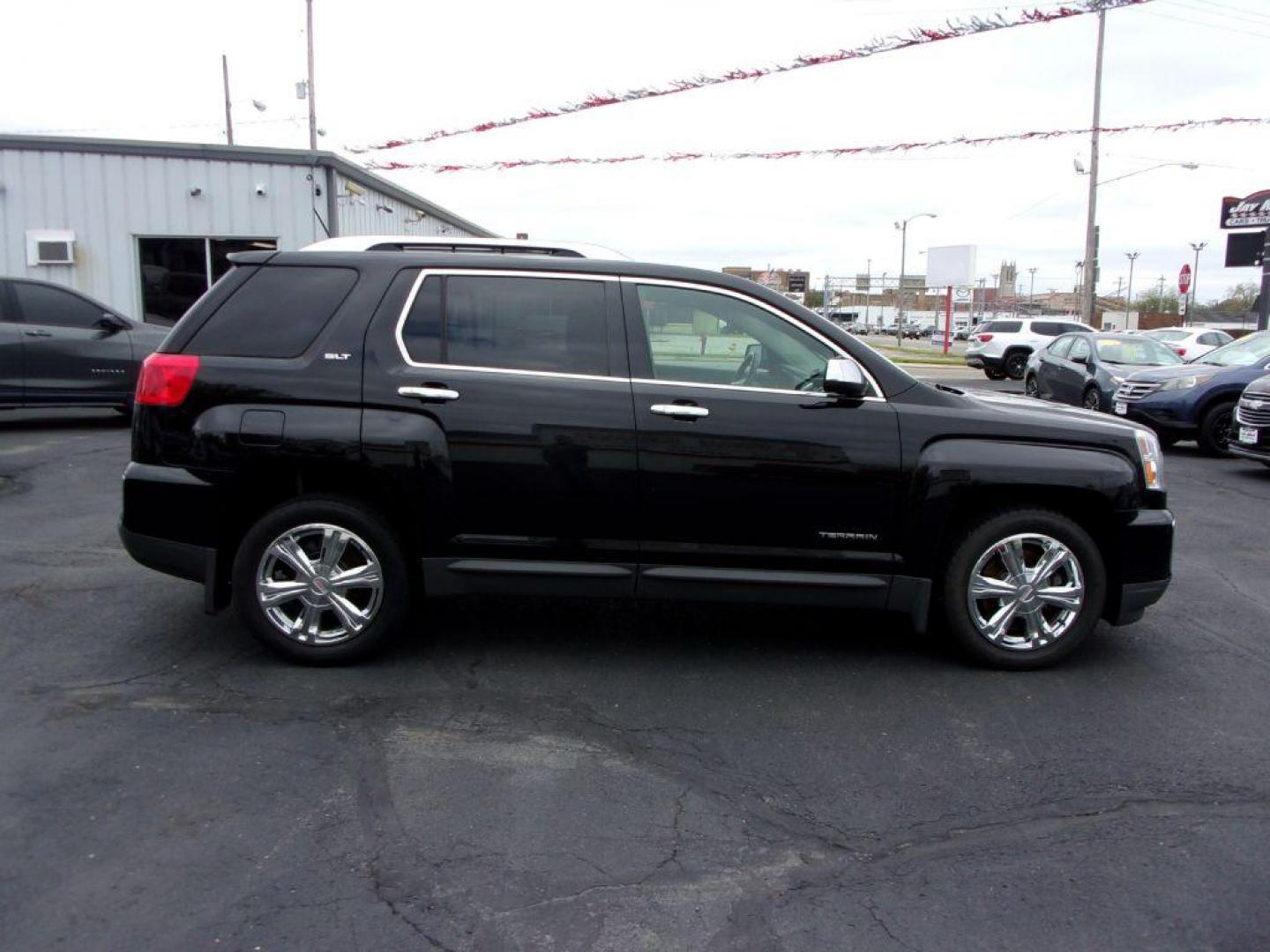 2017 BLACK GMC TERRAIN SLT (2GKFLUEK1H6) with an 2.4L engine, Automatic transmission, located at 501 E. Columbia St., Springfield, OH, 45503, (800) 262-7122, 39.925262, -83.801796 - Photo#0