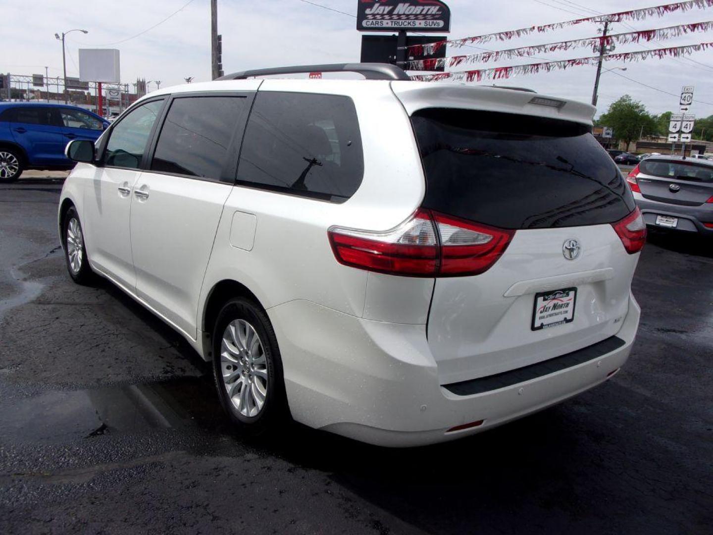 2016 WHITE TOYOTA SIENNA XLE AAS (5TDYK3DC3GS) with an 3.5L engine, Automatic transmission, located at 501 E. Columbia St., Springfield, OH, 45503, (800) 262-7122, 39.925262, -83.801796 - *** Toyota Mobility Auto Access Seat *** XLE AAS *** V6 *** Serviced and Detailed *** Here is a link on how the AAS seat works https://www.youtube.com/watch?v=6floHDw2zmk Jay North Auto has offered hand picked vehicles since 1965! Our customer's enjoy a NO pressure buying experience with a s - Photo#4