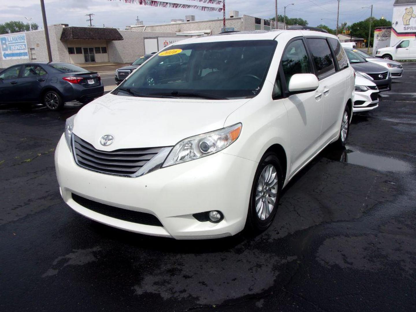 2016 WHITE TOYOTA SIENNA XLE AAS (5TDYK3DC3GS) with an 3.5L engine, Automatic transmission, located at 501 E. Columbia St., Springfield, OH, 45503, (800) 262-7122, 39.925262, -83.801796 - *** Toyota Mobility Auto Access Seat *** XLE AAS *** V6 *** Serviced and Detailed *** Here is a link on how the AAS seat works https://www.youtube.com/watch?v=6floHDw2zmk Jay North Auto has offered hand picked vehicles since 1965! Our customer's enjoy a NO pressure buying experience with a s - Photo#5