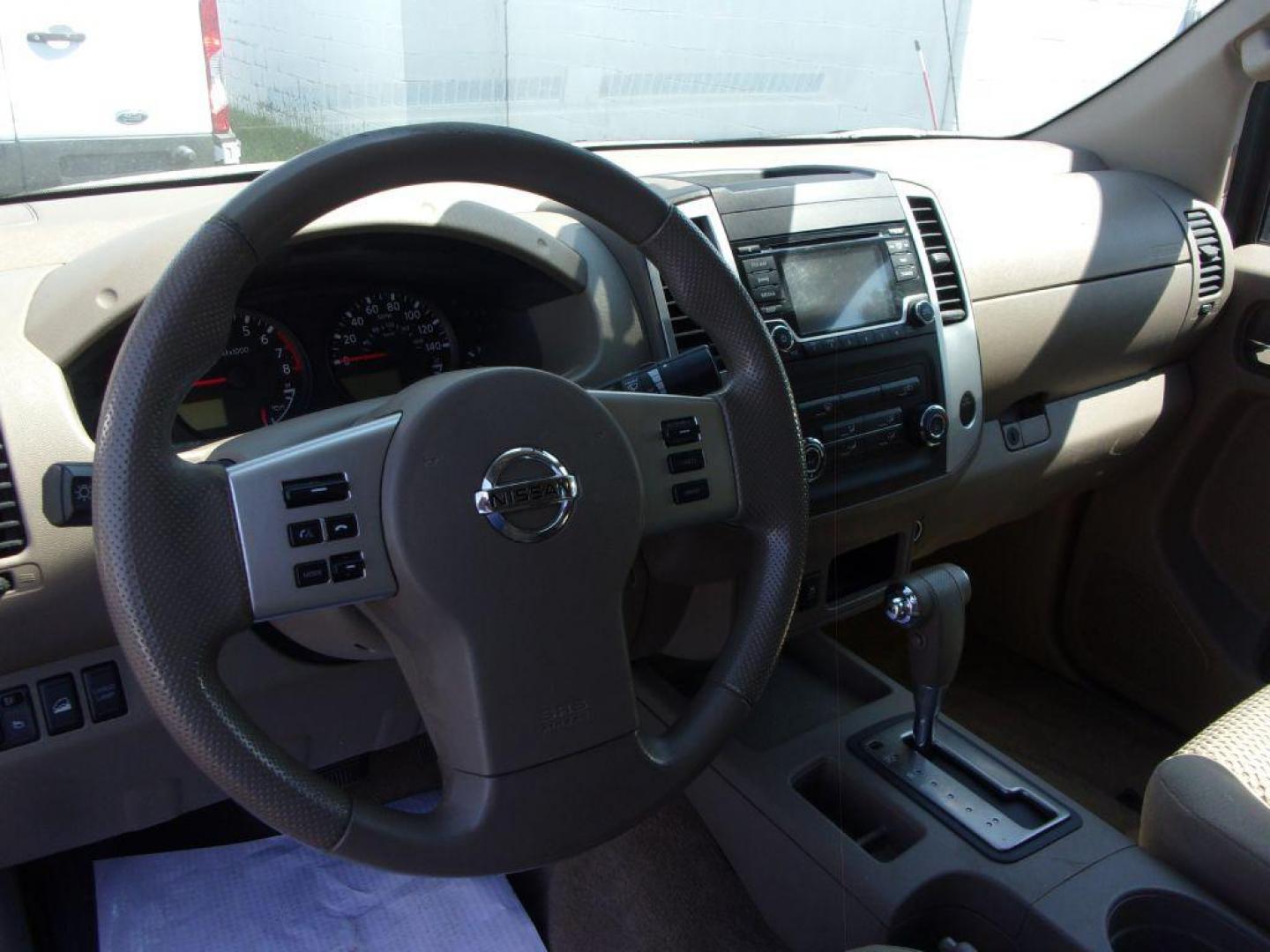 2015 WHITE NISSAN FRONTIER SV (1N6AD0CWXFN) with an 4.0L engine, Automatic transmission, located at 501 E. Columbia St., Springfield, OH, 45503, (800) 262-7122, 39.925262, -83.801796 - ***46 Service Records on Carfax***SV***4X4***Serviced and Detailed*** Jay North Auto has offered hand picked vehicles since 1965! Our customer's enjoy a NO pressure buying experience with a small town feel. All of our vehicles get fully inspected and detailed. We are a preferred dealer for many - Photo#9