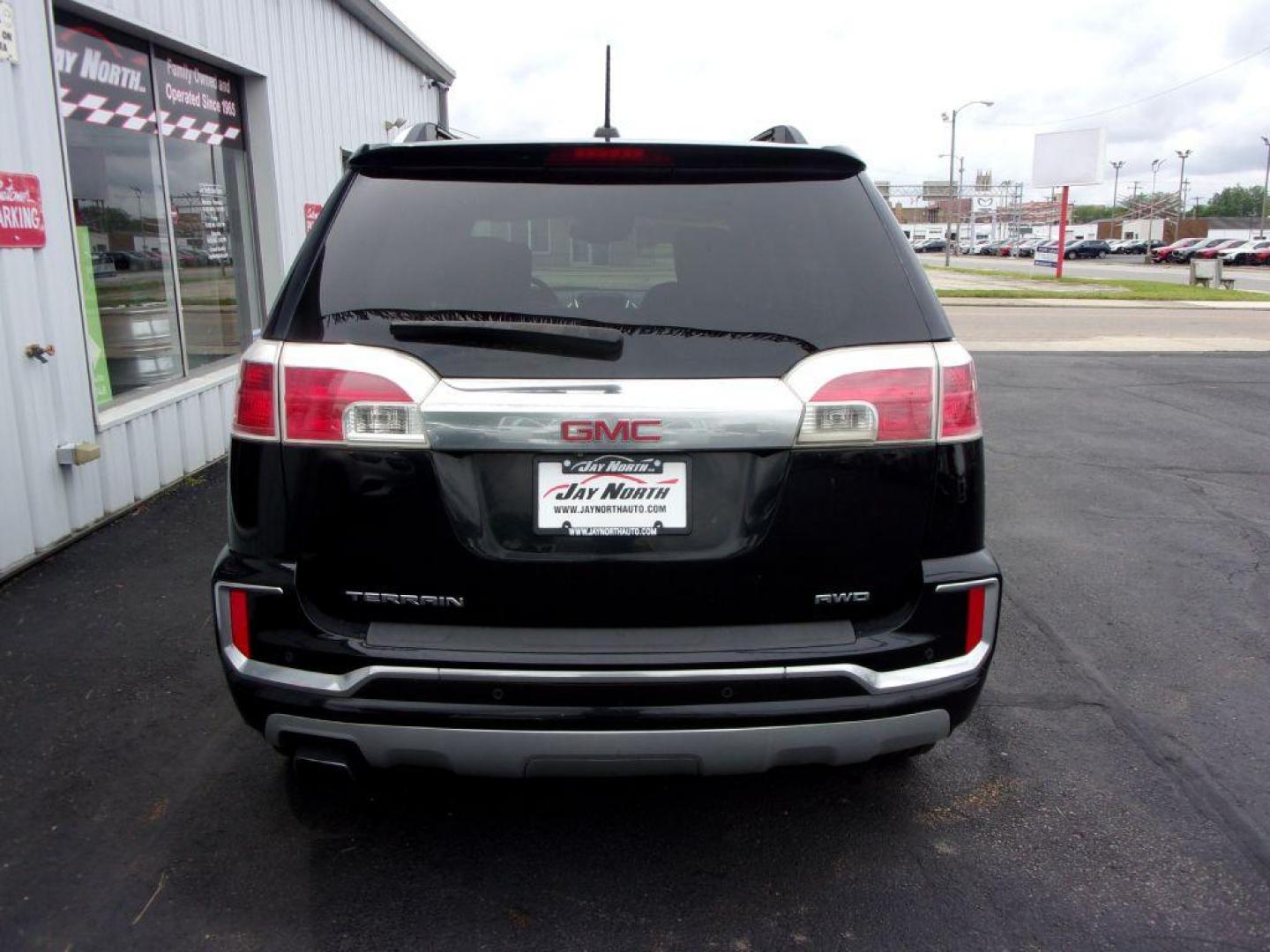 2016 BLACK GMC TERRAIN DENALI (2GKFLVEK5G6) with an 2.4L engine, Automatic transmission, located at 501 E. Columbia St., Springfield, OH, 45503, (800) 262-7122, 39.925262, -83.801796 - Photo#4