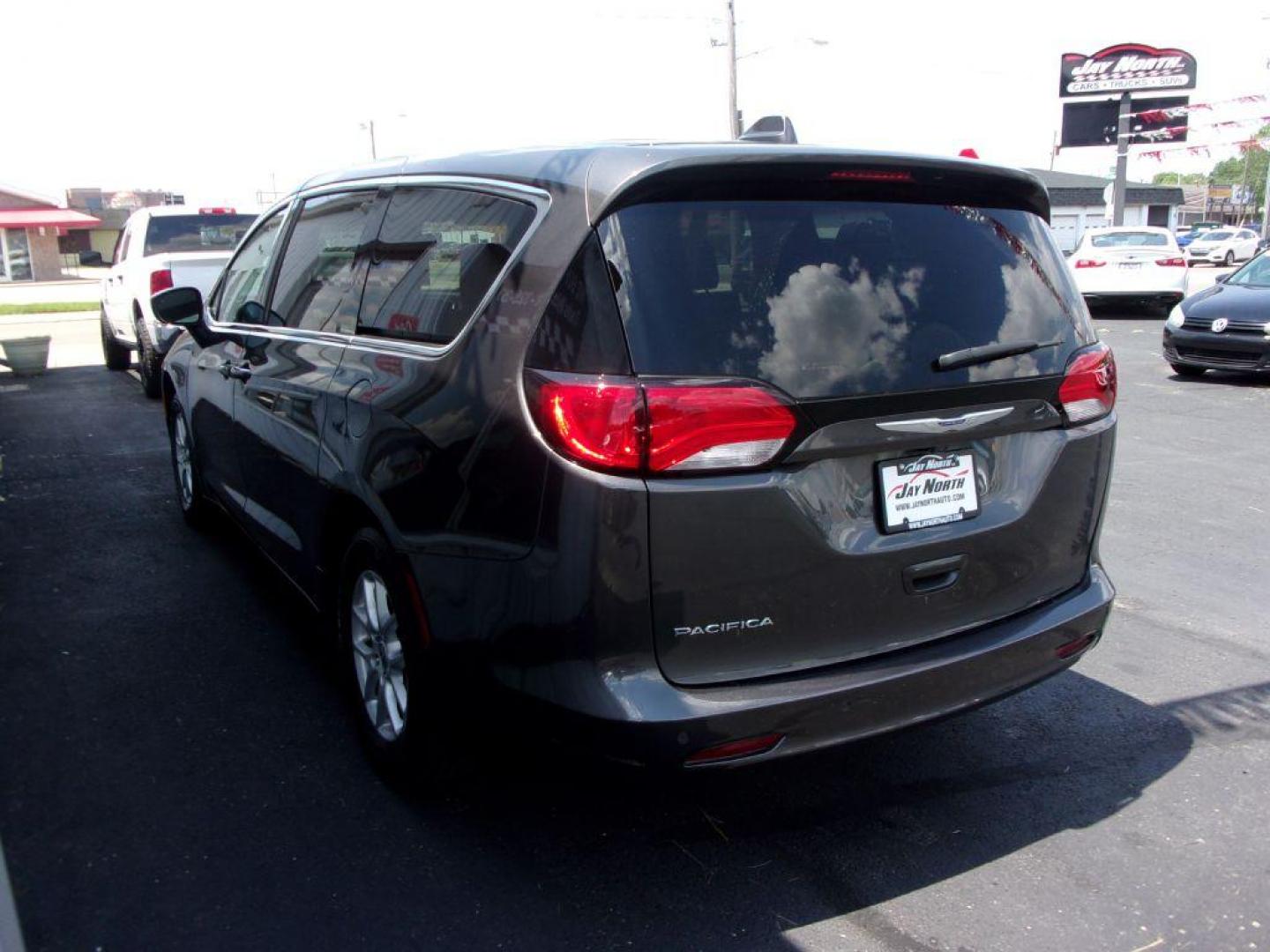 2018 GRAY CHRYSLER PACIFICA LX (2C4RC1CG6JR) with an 3.6L engine, Automatic transmission, located at 501 E. Columbia St., Springfield, OH, 45503, (800) 262-7122, 39.925262, -83.801796 - *** 1 Owner w/ Clean CarFax *** LX *** V6 *** CHRYSLER PACIFICA LX Exterior Color: Granite Crystal Metallic Clear Coat Exterior Paint Interior Color: Black / Alloy Interior Colors Interior: Cloth Bucket Seats Engine: 3.6L V6 24V VVT Engine with ESS Transmission: 9-Speed FWD Automatic Transmission - Photo#5