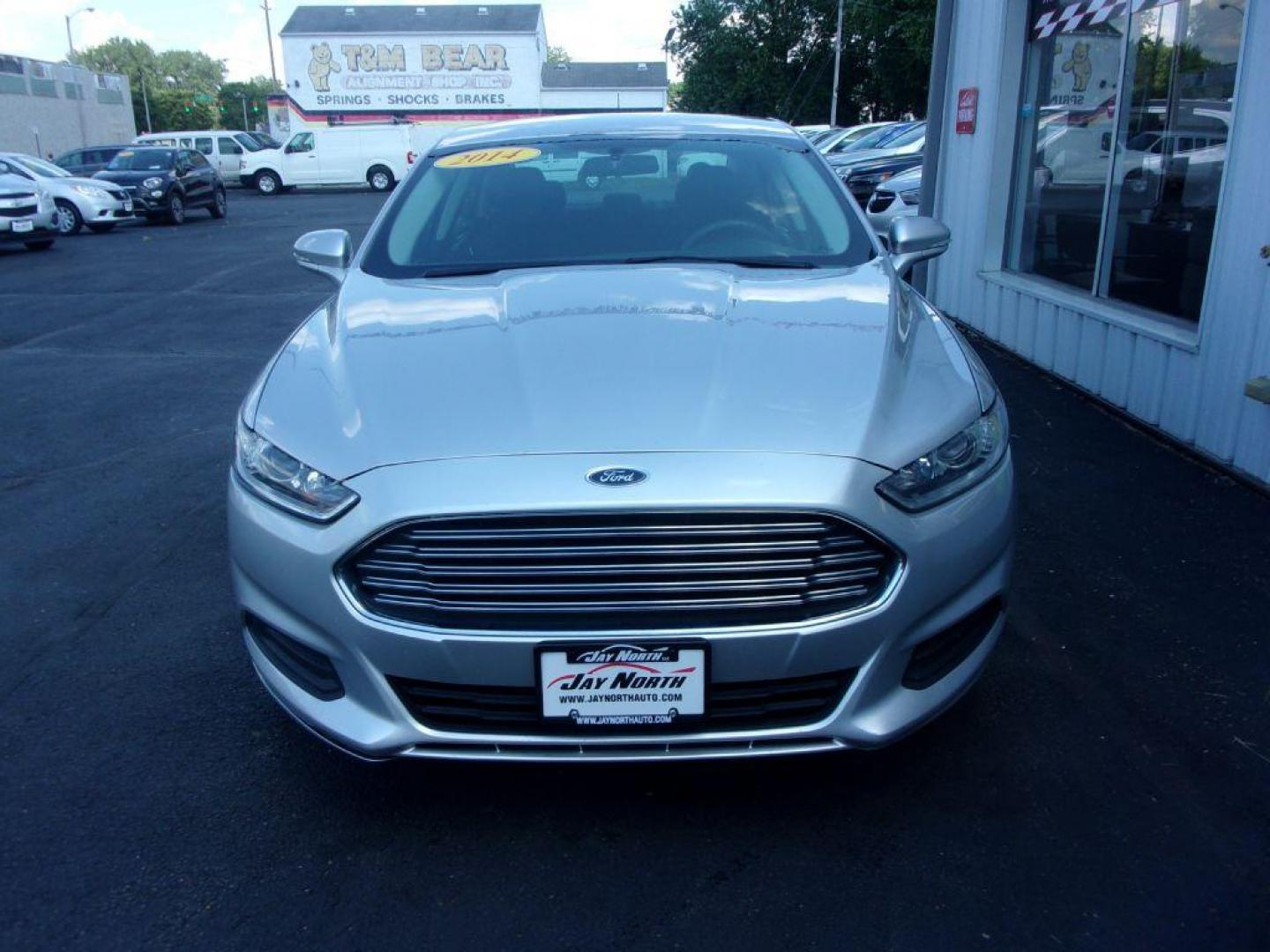 2014 SILVER FORD FUSION SE (3FA6P0H79ER) with an 2.5L engine, Automatic transmission, located at 501 E. Columbia St., Springfield, OH, 45503, (800) 262-7122, 39.925262, -83.801796 - *** New Tires *** Serviced and Detailed *** SE *** FWD *** Low Miles *** Clean CarFax *** Jay North Auto has offered hand picked vehicles since 1965! Our customer's enjoy a NO pressure buying experience with a small town feel. All of our vehicles get fully inspected and detailed. We are a prefe - Photo#1