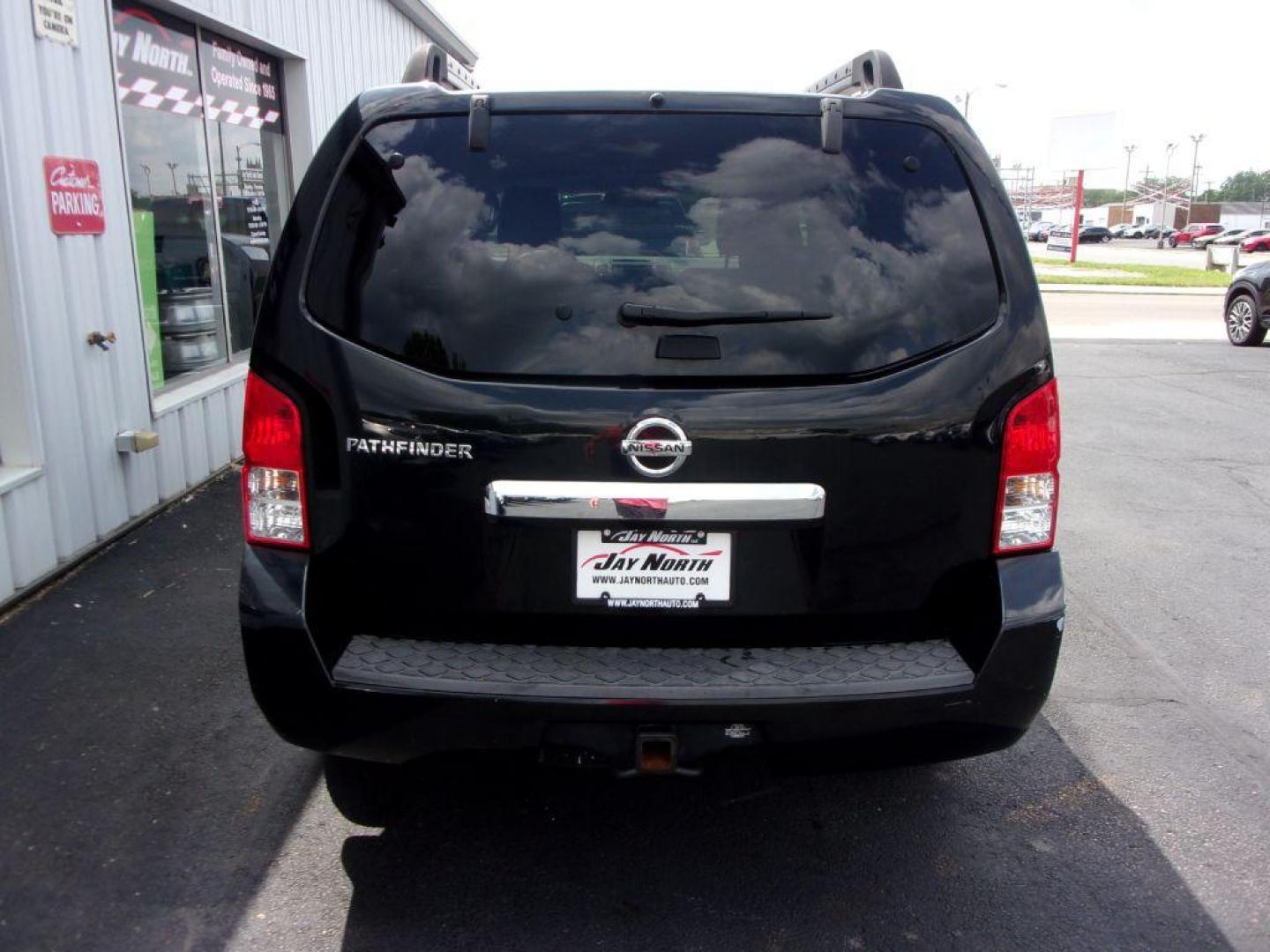 2010 BLACK NISSAN PATHFINDER S (5N1AR1NB4AC) with an 4.0L engine, Automatic transmission, located at 501 E. Columbia St., Springfield, OH, 45503, (800) 262-7122, 39.925262, -83.801796 - Photo#4