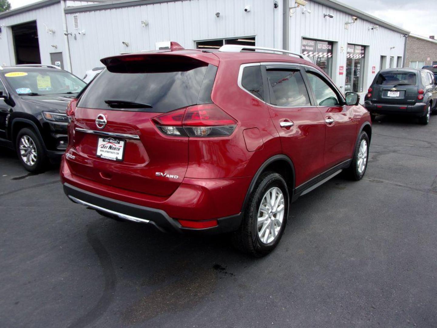 2018 RED NISSAN ROGUE SV (5N1AT2MV4JC) with an 2.5L engine, Continuously Variable transmission, located at 501 E. Columbia St., Springfield, OH, 45503, (800) 262-7122, 39.925262, -83.801796 - Photo#3