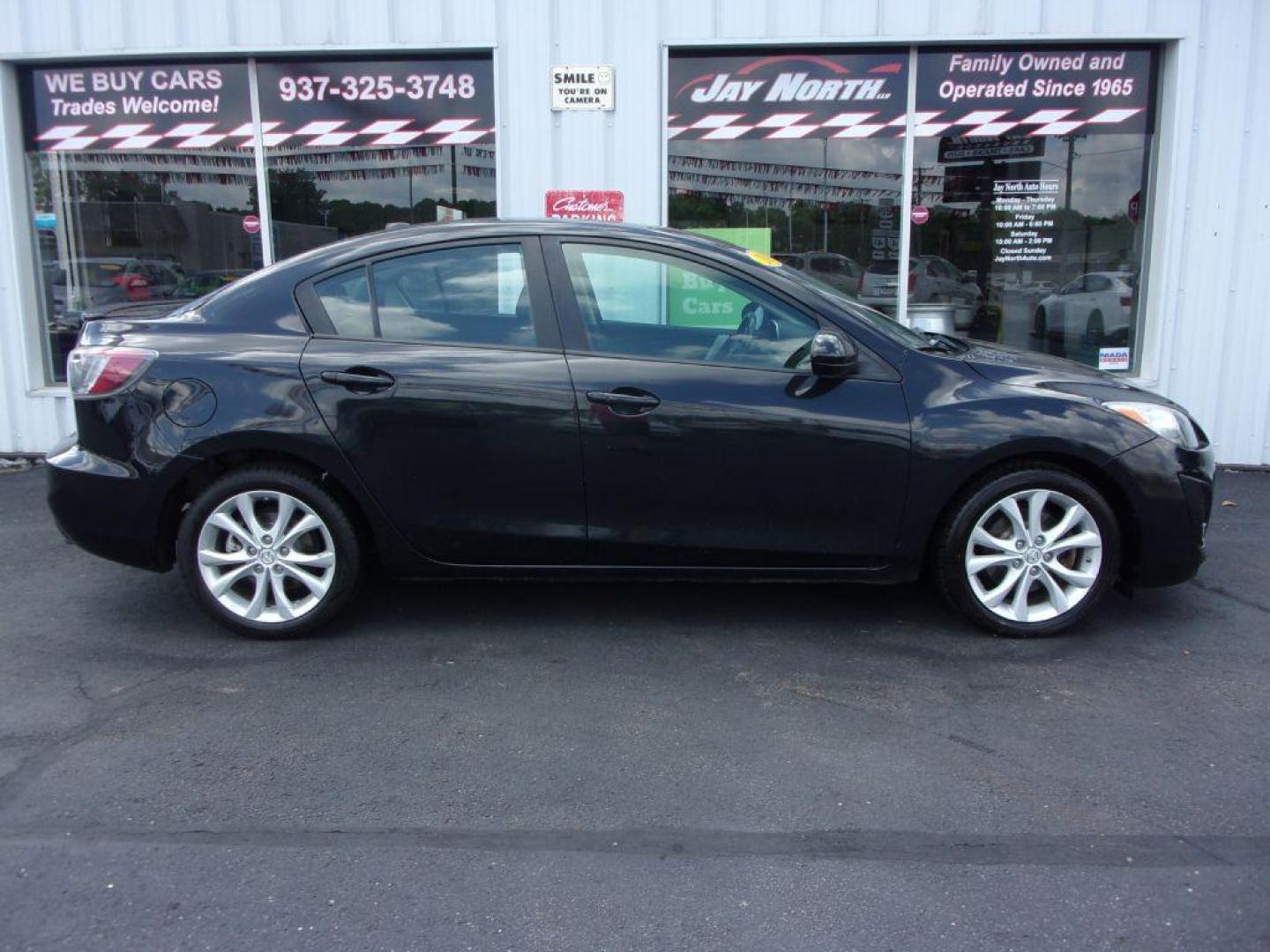 2011 BLACK MAZDA 3 S GT (JM1BL1W52B1) with an 2.5L engine, Automatic transmission, located at 501 E. Columbia St., Springfield, OH, 45503, (800) 262-7122, 39.925262, -83.801796 - *** New Tires *** Leather *** Moonroof *** Bose Audio *** Alloy Wheels *** Serviced and Detailed *** Jay North Auto has offered hand picked vehicles since 1965! Our customer's enjoy a NO pressure buying experience with a small town feel. All of our vehicles get fully inspected and detailed. We - Photo#0