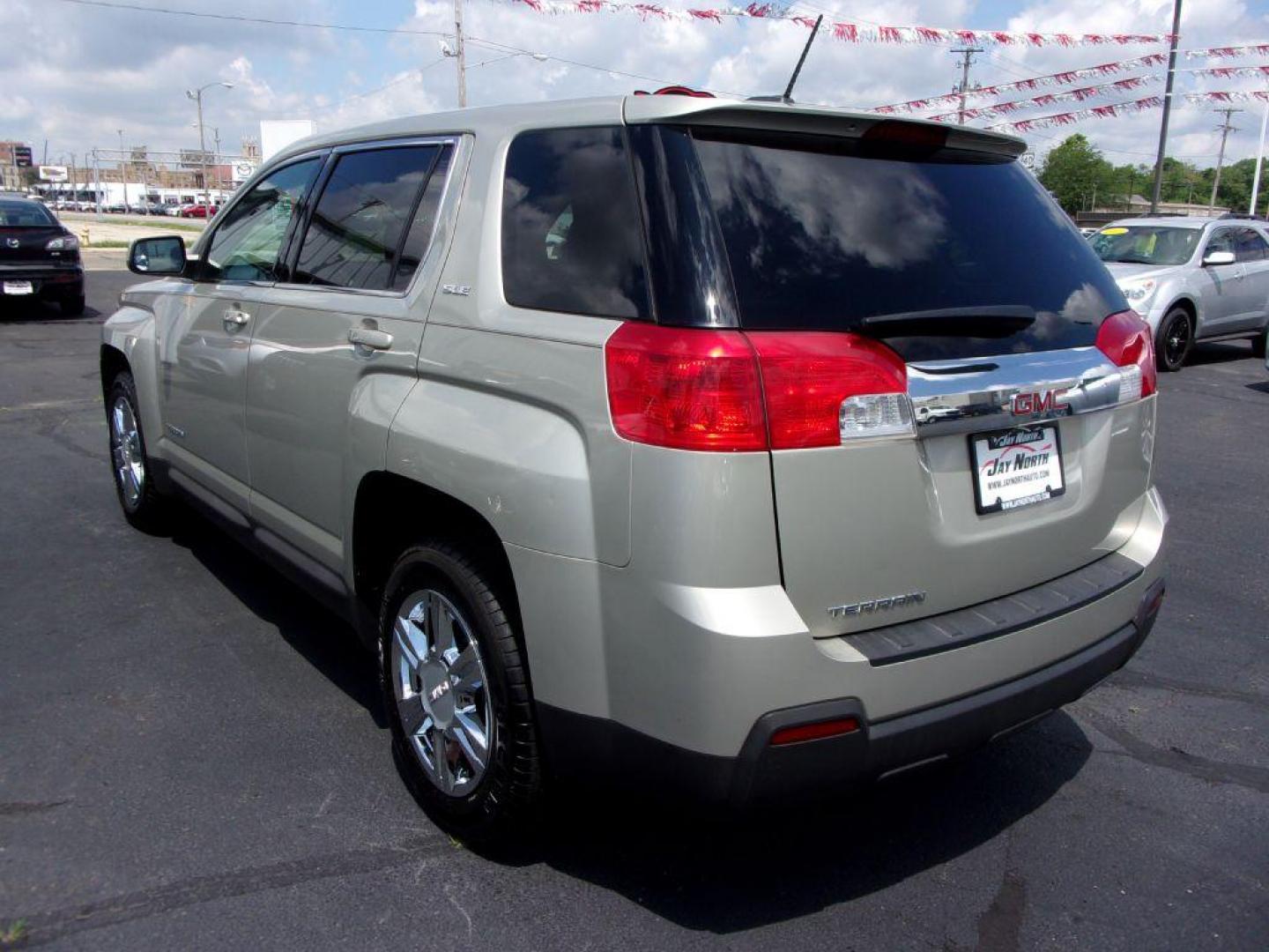 2015 GOLD GMC TERRAIN SLE (2GKALMEK4F6) with an 2.4L engine, Automatic transmission, located at 501 E. Columbia St., Springfield, OH, 45503, (800) 262-7122, 39.925262, -83.801796 - *** LOW MILEAGE *** Serviced and Detailed *** SLE *** Back Up Camera *** Jay North Auto has offered hand picked vehicles since 1965! Our customer's enjoy a NO pressure buying experience with a small town feel. All of our vehicles get fully inspected and detailed. We are a preferred dealer for ma - Photo#5