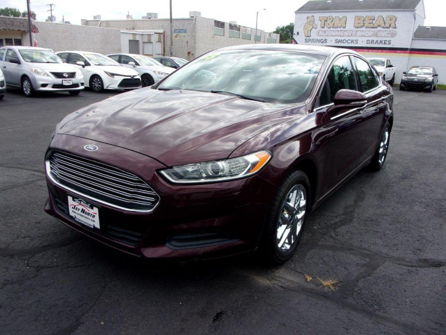 2013 RED FORD FUSION SE (3FA6P0H77DR) with an 2.5L engine, Automatic transmission, located at 501 E. Columbia St., Springfield, OH, 45503, (800) 262-7122, 39.925262, -83.801796 - Photo#6