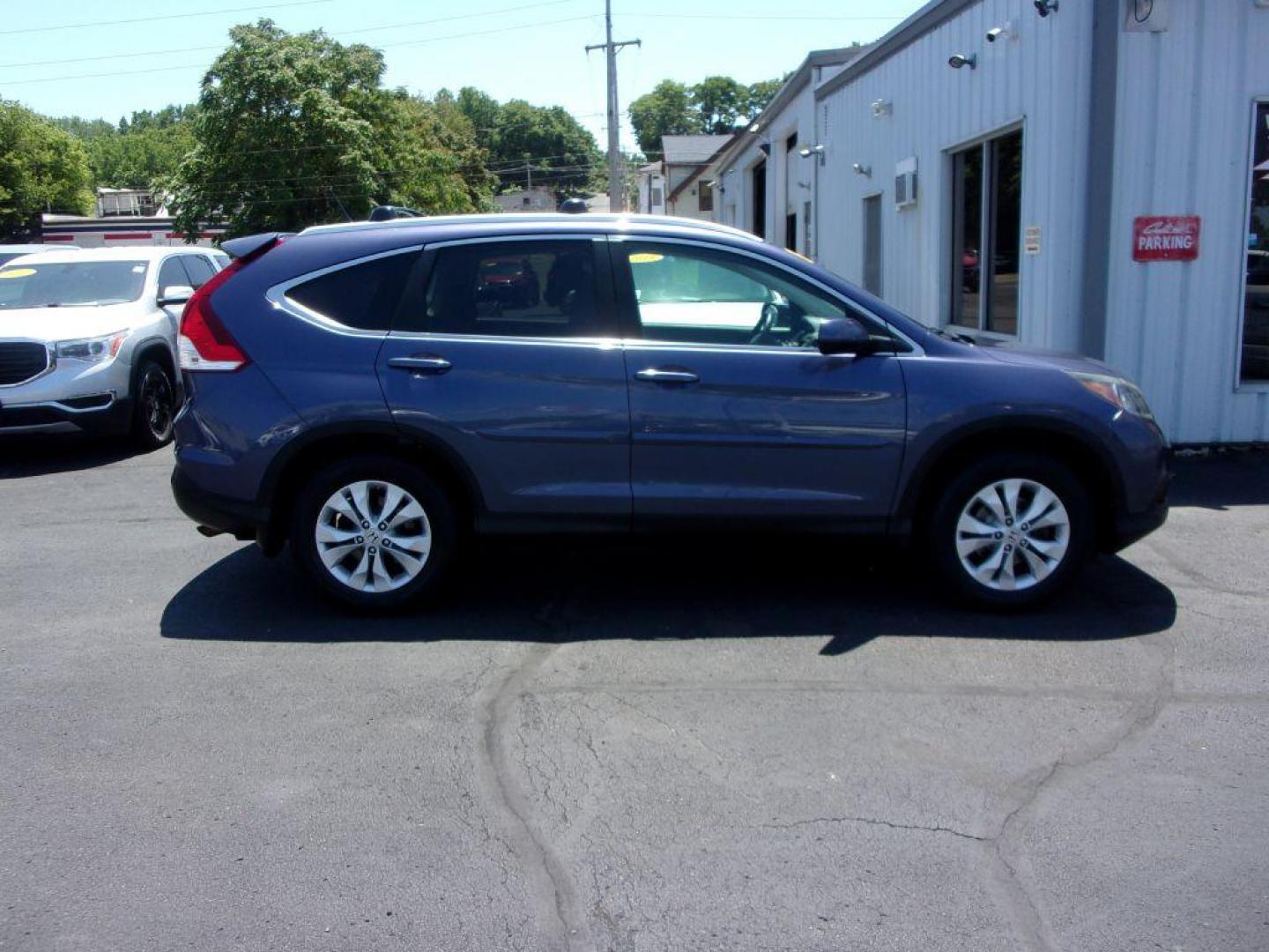 2013 BLUE HONDA CR-V EXL (5J6RM4H72DL) with an 2.4L engine, Automatic transmission, located at 501 E. Columbia St., Springfield, OH, 45503, (800) 262-7122, 39.925262, -83.801796 - ***1-Owner***AWD***EXL***Updated Timing***Leather***Moonroof***Serviced and Detailed*** Jay North Auto has offered hand picked vehicles since 1965! Our customer's enjoy a NO pressure buying experience with a small town feel. All of our vehicles get fully inspected and detailed. We are a preferre - Photo#0