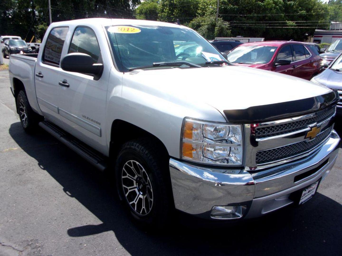 2012 SILVER CHEVROLET SILVERADO 1500 CREW CAB LT (3GCPCSE07CG) with an 5.3L engine, Automatic transmission, located at 501 E. Columbia St., Springfield, OH, 45503, (800) 262-7122, 39.925262, -83.801796 - *** LT *** 5.3L V8 RWD *** New Wheels and Tires *** Serviced *** Clean Carfax with 23 Service Records *** Crew Cab *** Jay North Auto has offered hand picked vehicles since 1965! Our customer's enjoy a NO pressure buying experience with a small town feel. All of our vehicles get fully inspecte - Photo#1