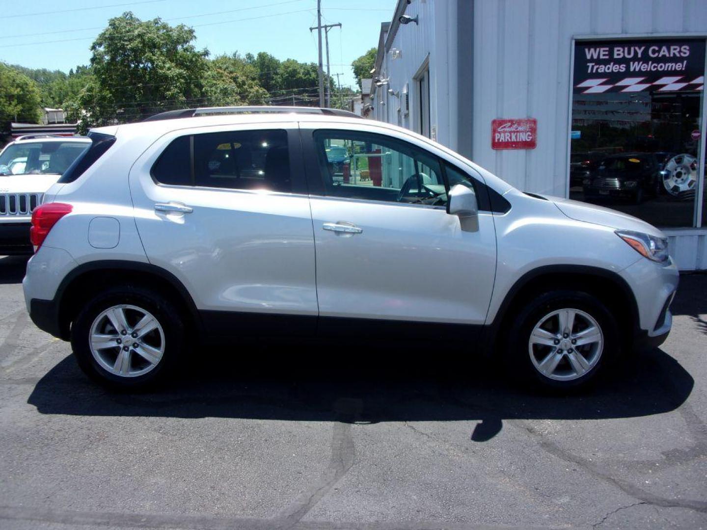 2019 SILVER CHEVROLET TRAX 1LT (KL7CJPSB2KB) with an 1.4L engine, Automatic transmission, located at 501 E. Columbia St., Springfield, OH, 45503, (800) 262-7122, 39.925262, -83.801796 - Photo#0