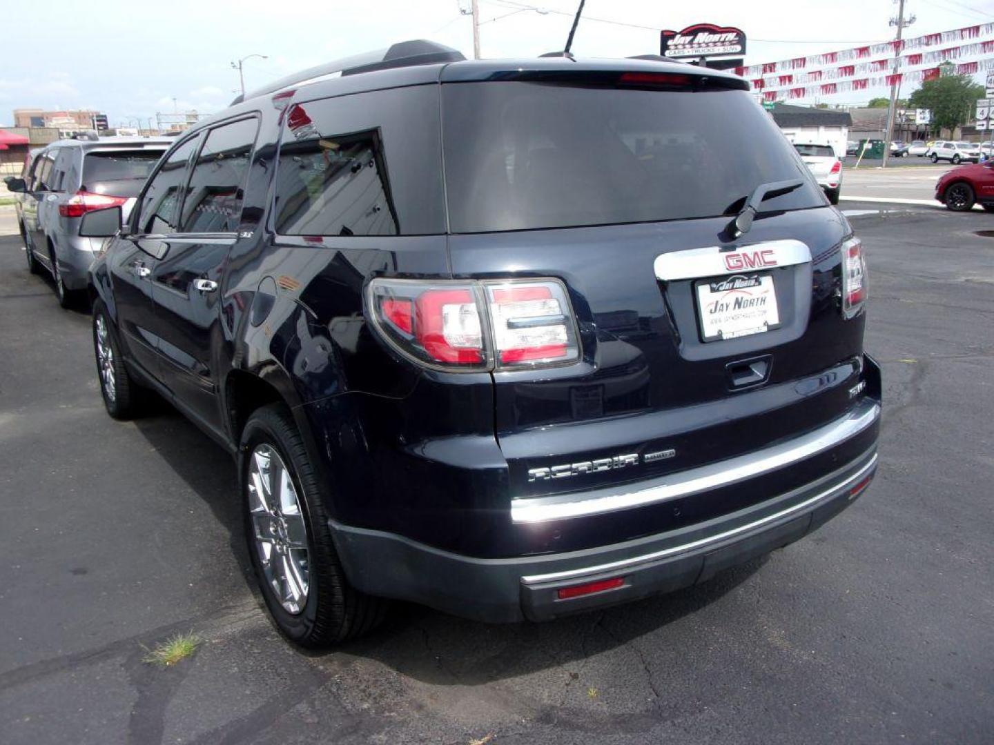 2017 BLUE GMC ACADIA LIMITED SLT-2 (1GKKVSKD3HJ) with an 3.6L engine, Automatic transmission, located at 501 E. Columbia St., Springfield, OH, 45503, (800) 262-7122, 39.925262, -83.801796 - Photo#5