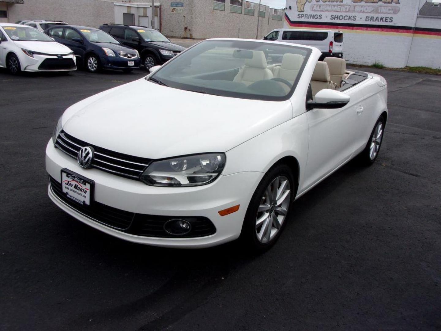 2014 WHITE VOLKSWAGEN EOS KOMFORT (WVWBW8AH5EV) with an 2.0L engine, Automatic transmission, located at 501 E. Columbia St., Springfield, OH, 45503, (800) 262-7122, 39.925262, -83.801796 - Photo#6