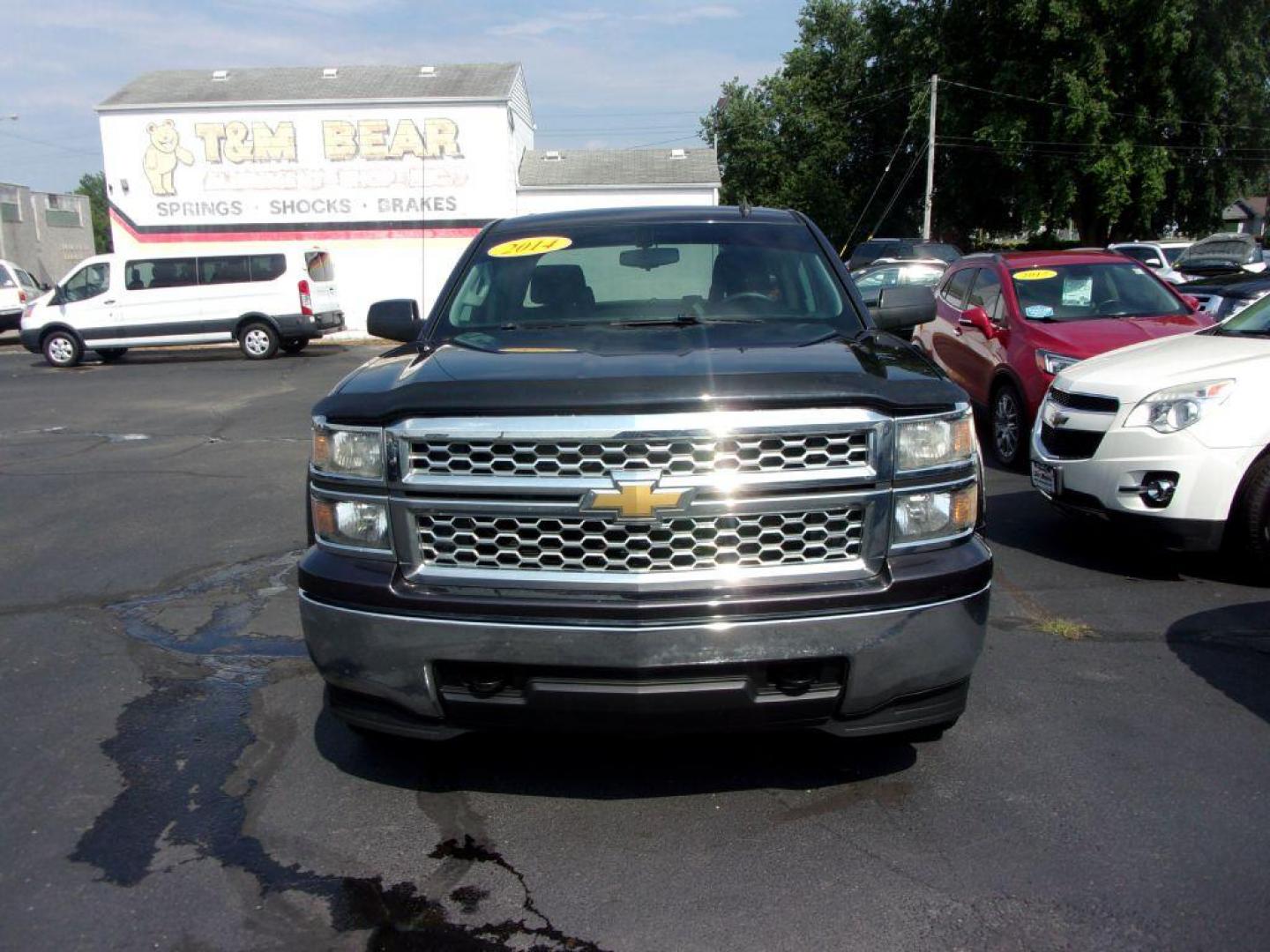 2014 GRAY CHEVROLET SILVERADO 1500 LT (1GCVKREH4EZ) with an 4.3L engine, Automatic transmission, located at 501 E. Columbia St., Springfield, OH, 45503, (800) 262-7122, 39.925262, -83.801796 - Photo#1