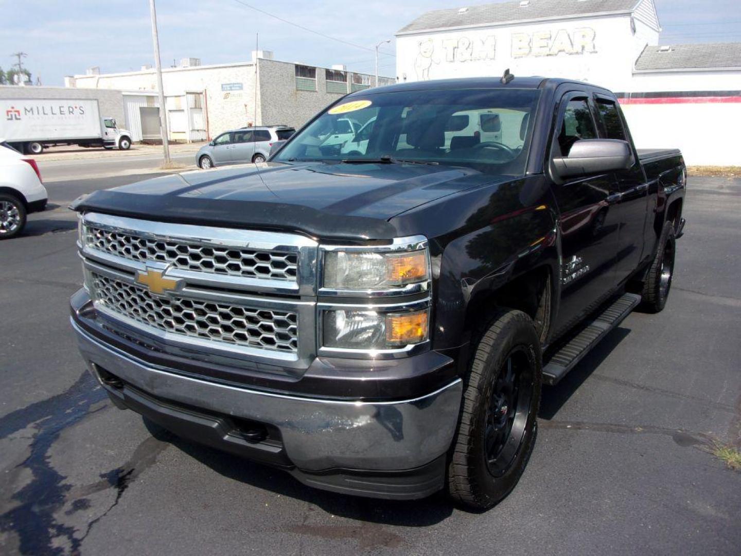 2014 GRAY CHEVROLET SILVERADO 1500 LT (1GCVKREH4EZ) with an 4.3L engine, Automatic transmission, located at 501 E. Columbia St., Springfield, OH, 45503, (800) 262-7122, 39.925262, -83.801796 - Photo#6