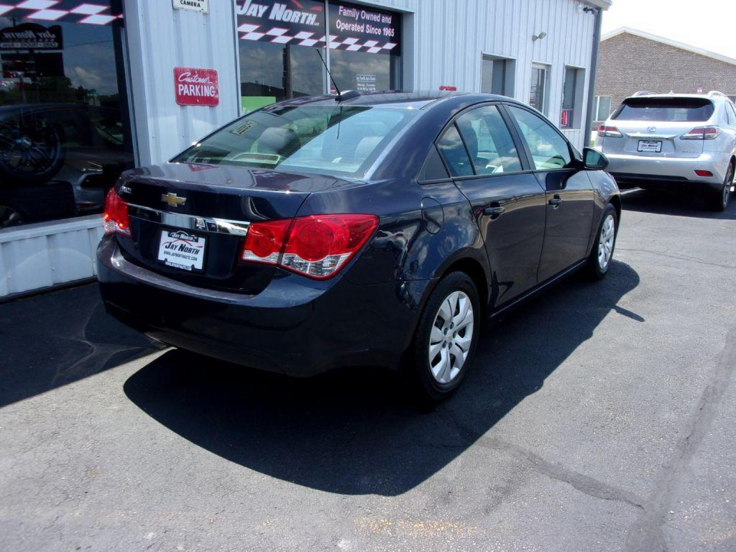 2015 BLUE CHEVROLET CRUZE LS (1G1PA5SH7F7) with an 1.8L engine, Automatic transmission, located at 501 E. Columbia St., Springfield, OH, 45503, (800) 262-7122, 39.925262, -83.801796 - Photo#3