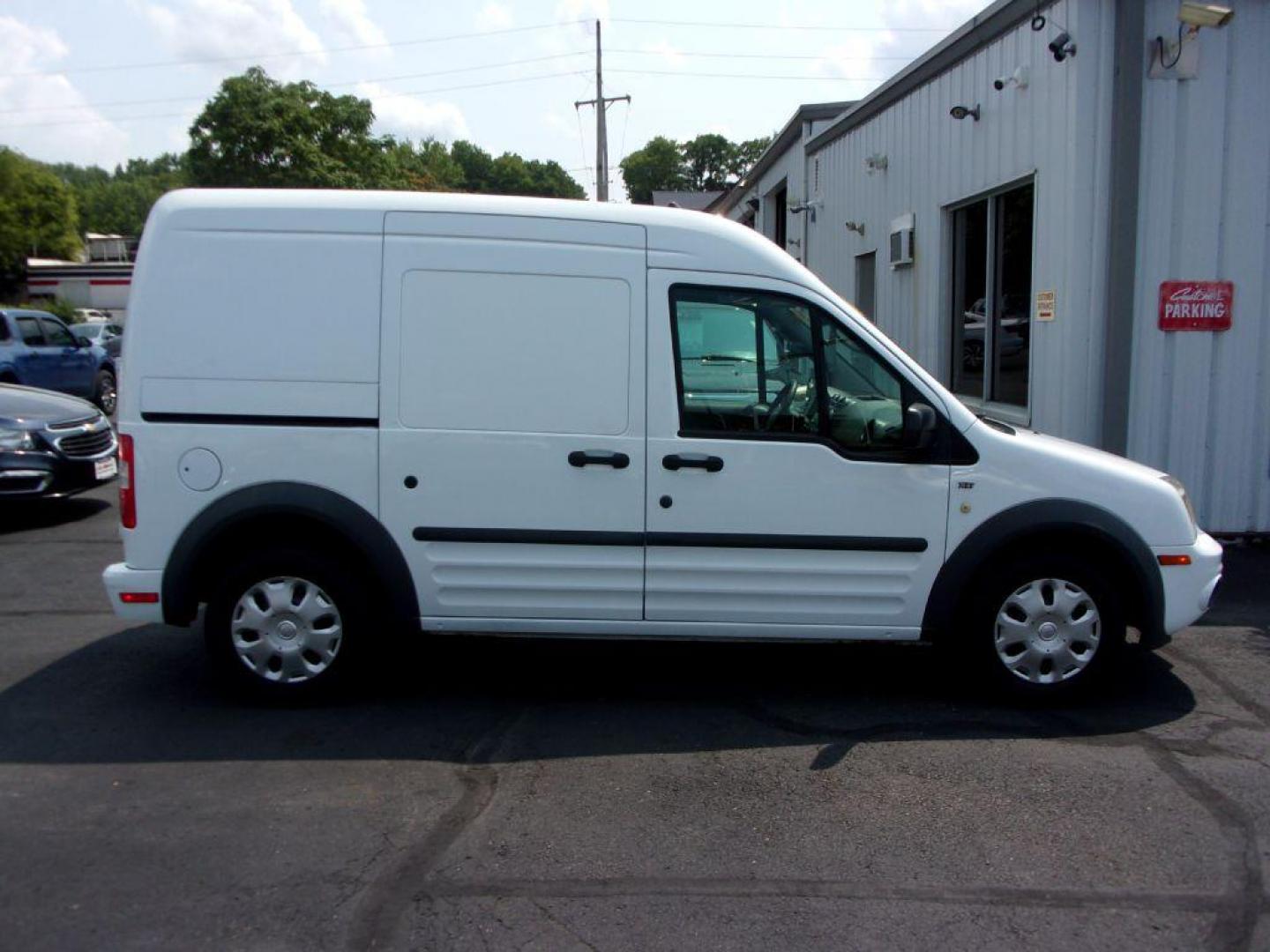 2013 WHITE FORD TRANSIT CONNECT XLT (NM0LS7BN8DT) with an 2.0L engine, Automatic transmission, located at 501 E. Columbia St., Springfield, OH, 45503, (800) 262-7122, 39.925262, -83.801796 - *** 1 Owner *** Serviced and Detailed *** XLT *** Jay North Auto has offered hand picked vehicles since 1965! Our customer's enjoy a NO pressure buying experience with a small town feel. All of our vehicles get fully inspected and detailed. We are a preferred dealer for many local credit unions - Photo#0