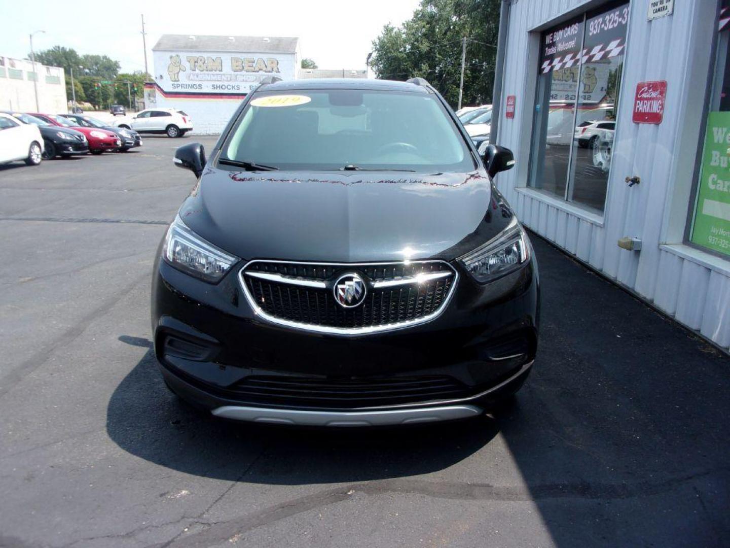 2019 BLACK BUICK ENCORE PREFERRED (KL4CJASB6KB) with an 1.4L engine, Automatic transmission, located at 501 E. Columbia St., Springfield, OH, 45503, (800) 262-7122, 39.925262, -83.801796 - ***1-Owner***Clean Carfax***Preferred***New Tires***New Front and Rear Pads and Rotors***Serviced and Detailed*** Jay North Auto has offered hand picked vehicles since 1965! Our customer's enjoy a NO pressure buying experience with a small town feel. All of our vehicles get fully inspected and d - Photo#1