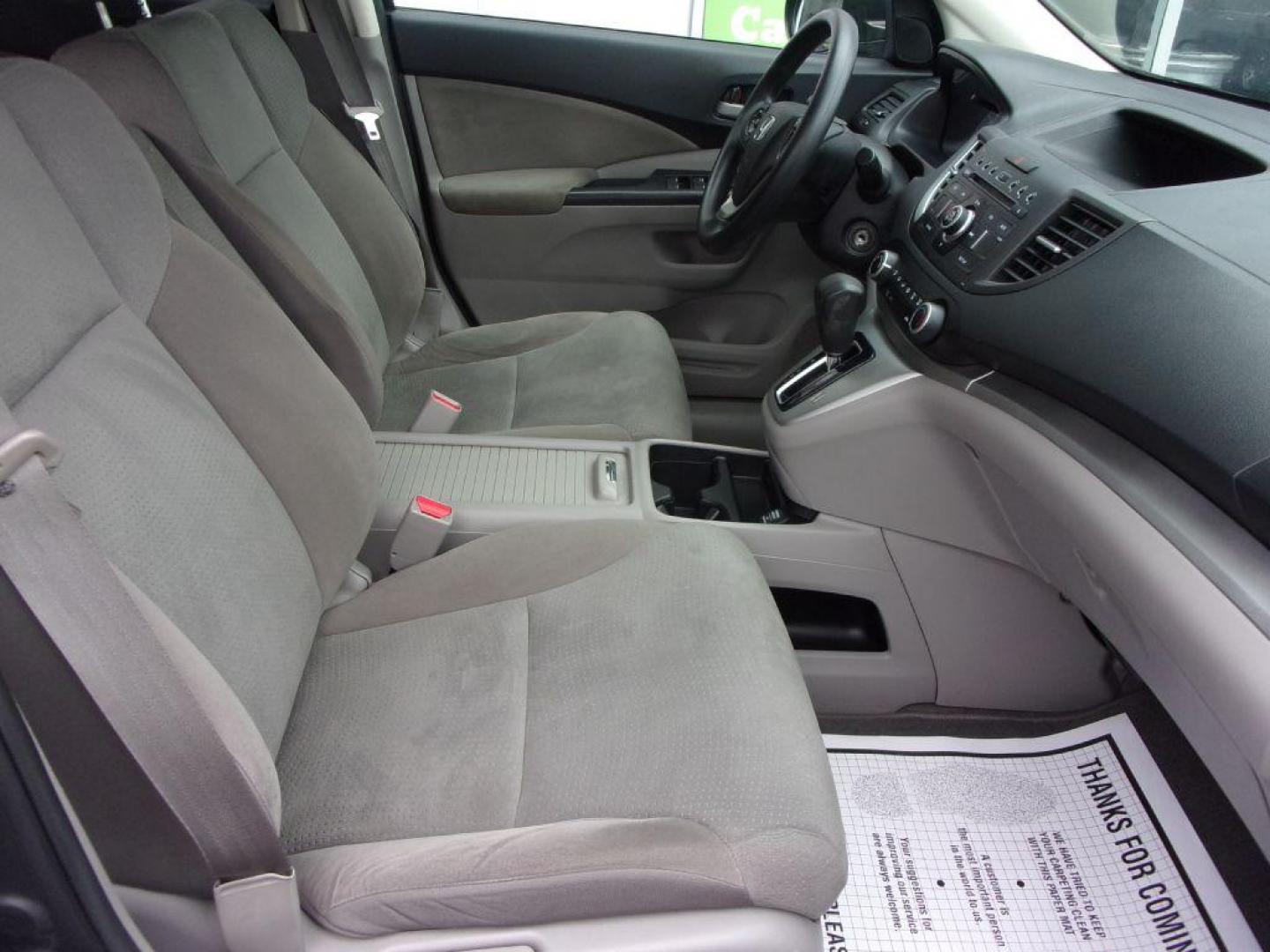 2013 GRAY HONDA CR-V EX (2HKRM4H56DH) with an 2.4L engine, Automatic transmission, located at 501 E. Columbia St., Springfield, OH, 45503, (800) 262-7122, 39.925262, -83.801796 - Photo#18