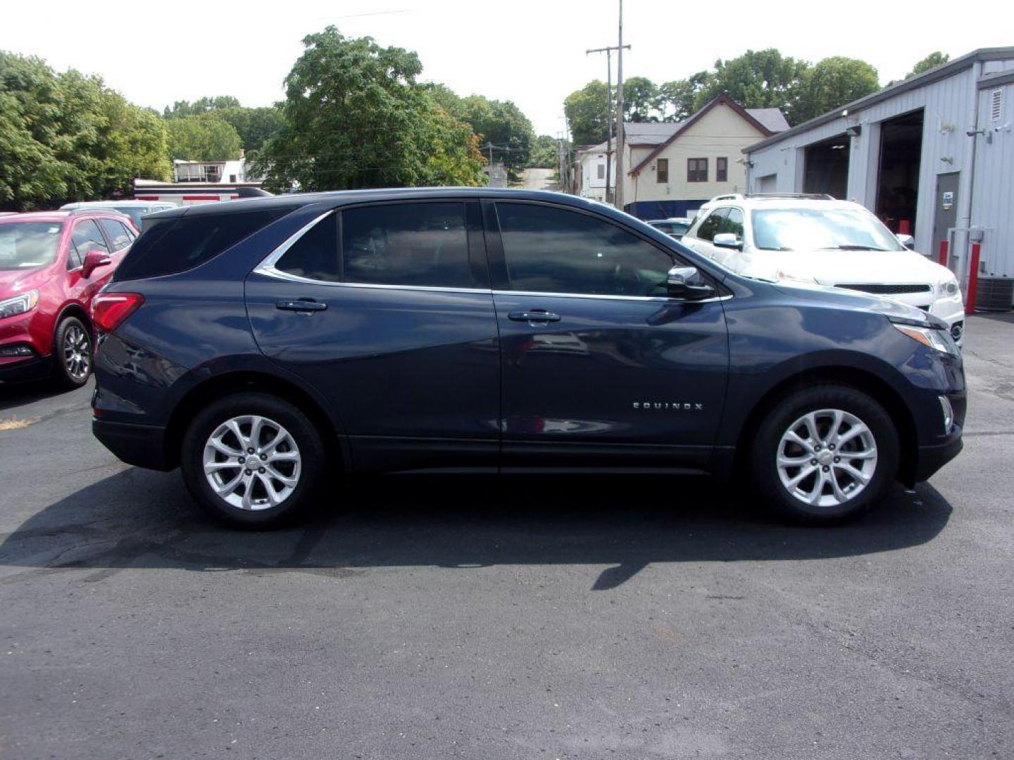 2018 BLUE CHEVROLET EQUINOX LT (3GNAXJEV4JS) with an 1.5L engine, Automatic transmission, located at 501 E. Columbia St., Springfield, OH, 45503, (800) 262-7122, 39.925262, -83.801796 - Photo#0