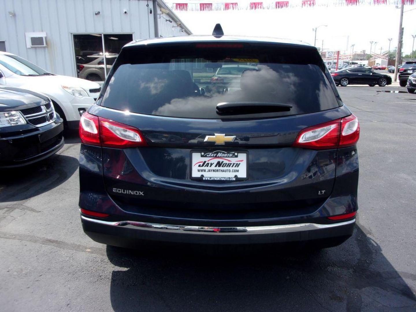 2018 BLUE CHEVROLET EQUINOX LT (3GNAXJEV4JS) with an 1.5L engine, Automatic transmission, located at 501 E. Columbia St., Springfield, OH, 45503, (800) 262-7122, 39.925262, -83.801796 - Photo#4