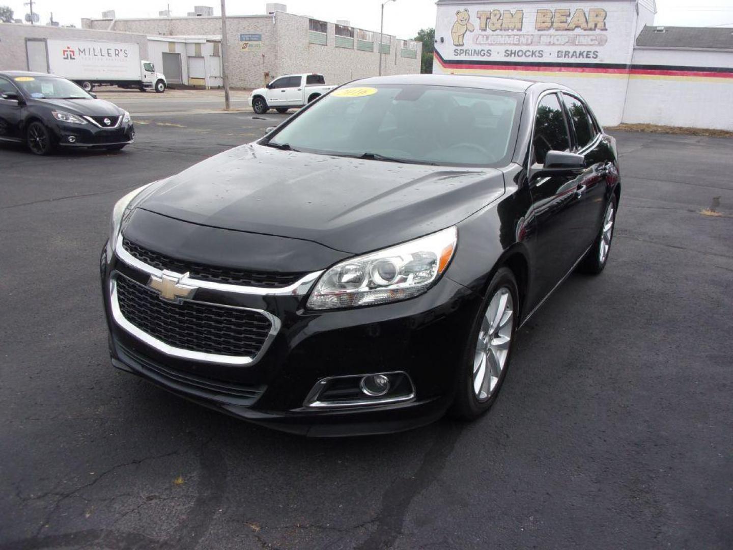 2016 BLACK CHEVROLET MALIBU LIMITED LTZ (1G11E5SA2GU) with an 2.5L engine, Automatic transmission, located at 501 E. Columbia St., Springfield, OH, 45503, (800) 262-7122, 39.925262, -83.801796 - Photo#6