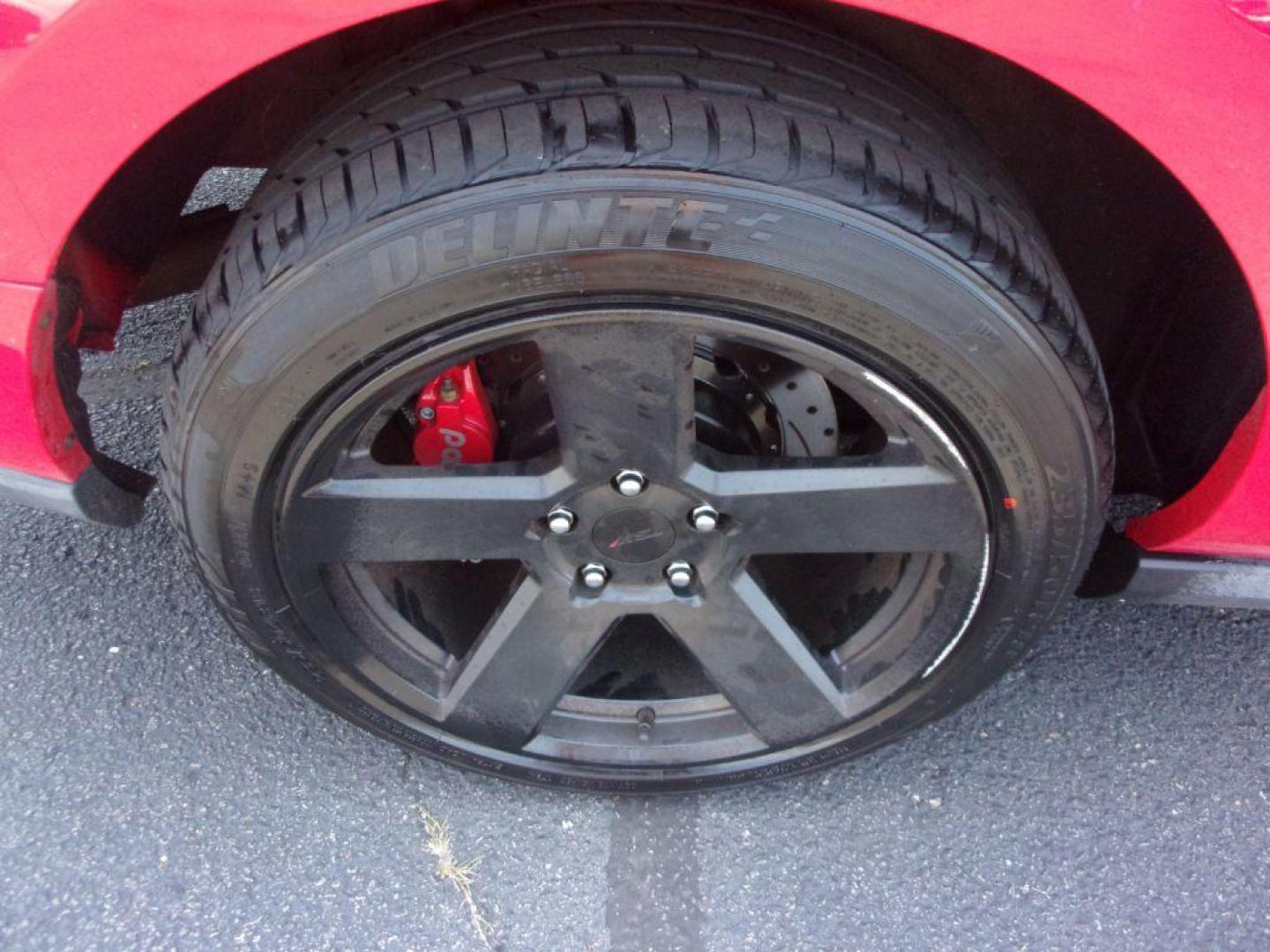 2010 RED FORD MUSTANG GT (1ZVBP8CHXA5) with an 4.6L engine, 5-Speed Manual transmission, located at 501 E. Columbia St., Springfield, OH, 45503, (800) 262-7122, 39.925262, -83.801796 - Photo#18