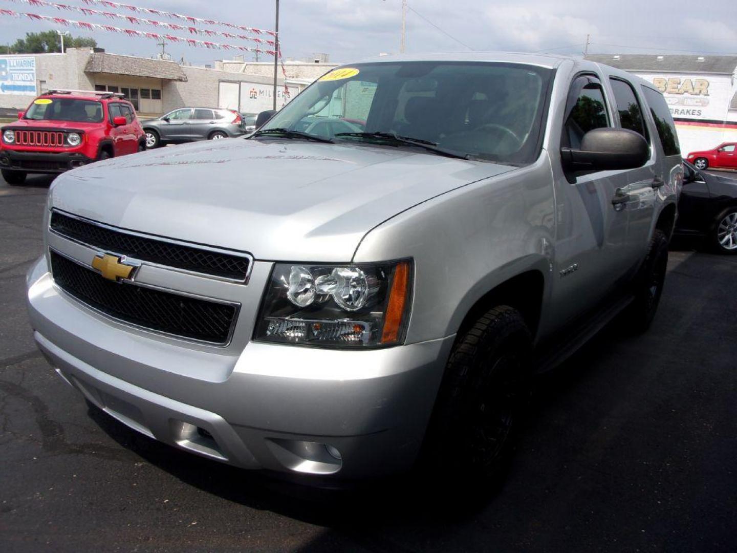 2014 SILVER CHEVROLET TAHOE 1500 (1GNSK4E05ER) with an 5.3L engine, Automatic transmission, located at 501 E. Columbia St., Springfield, OH, 45503, (800) 262-7122, 39.925262, -83.801796 - ***Only 69k Miles***Tahoe Fleet***5.3L V8***4X4***New Wheels and Tires***Serviced and Detailed*** Jay North Auto has offered hand picked vehicles since 1965! Our customer's enjoy a NO pressure buying experience with a small town feel. All of our vehicles get fully inspected and detailed. We are - Photo#6