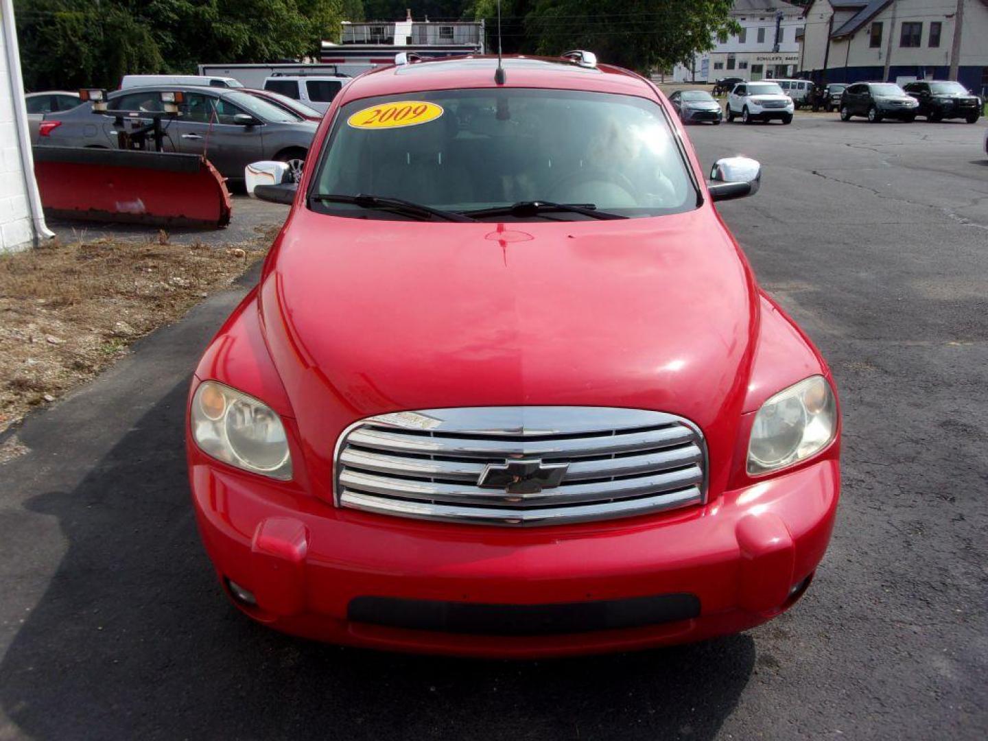 2009 RED CHEVROLET HHR LT (3GNCA53V19S) with an 2.4L engine, Automatic transmission, located at 501 E. Columbia St., Springfield, OH, 45503, (800) 262-7122, 39.925262, -83.801796 - Photo#1