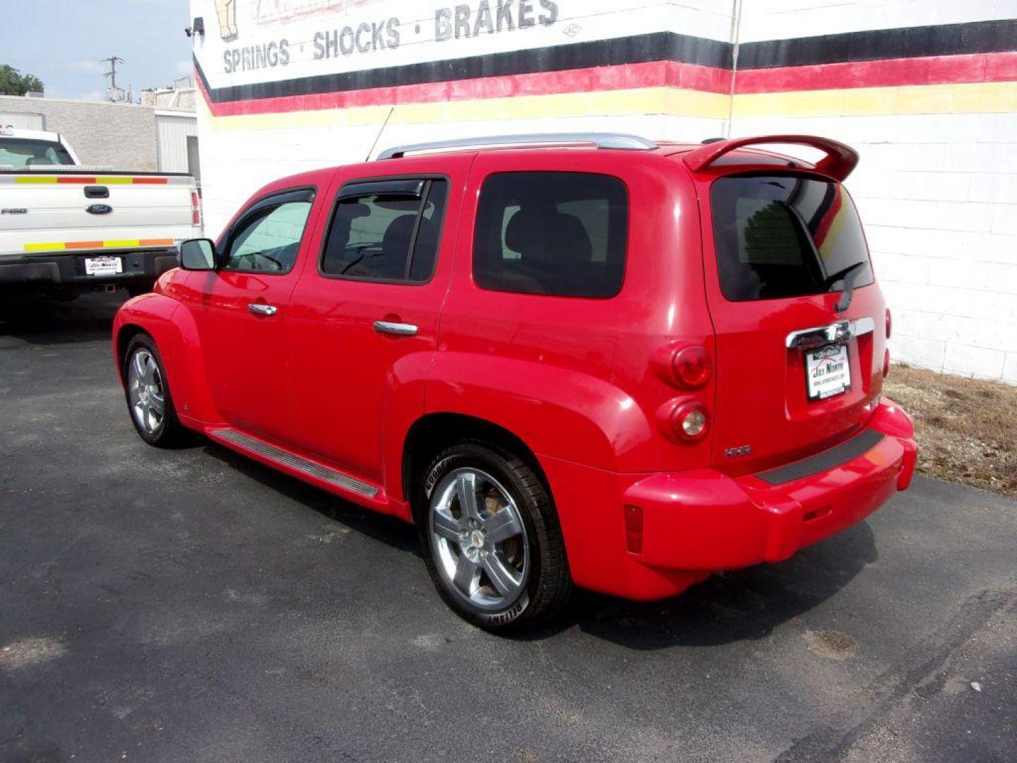 2009 RED CHEVROLET HHR LT (3GNCA53V19S) with an 2.4L engine, Automatic transmission, located at 501 E. Columbia St., Springfield, OH, 45503, (800) 262-7122, 39.925262, -83.801796 - Photo#4