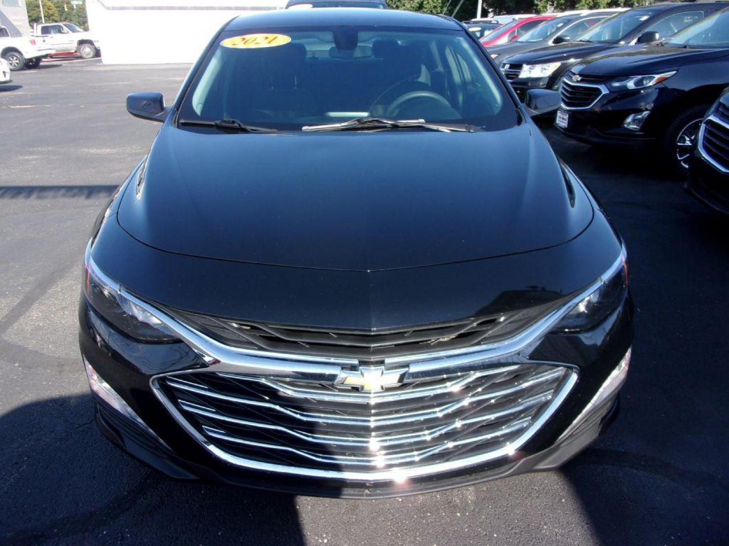 2021 BLACK CHEVROLET MALIBU LT (1G1ZD5ST4MF) with an 1.5L engine, Continuously Variable transmission, located at 501 E. Columbia St., Springfield, OH, 45503, (800) 262-7122, 39.925262, -83.801796 - ***LT***Back-up Camera***Power Seat***Serviced and Detailed*** Jay North Auto has offered hand picked vehicles since 1965! Our customer's enjoy a NO pressure buying experience with a small town feel. All of our vehicles get fully inspected and detailed. We are a preferred dealer for many local c - Photo#3