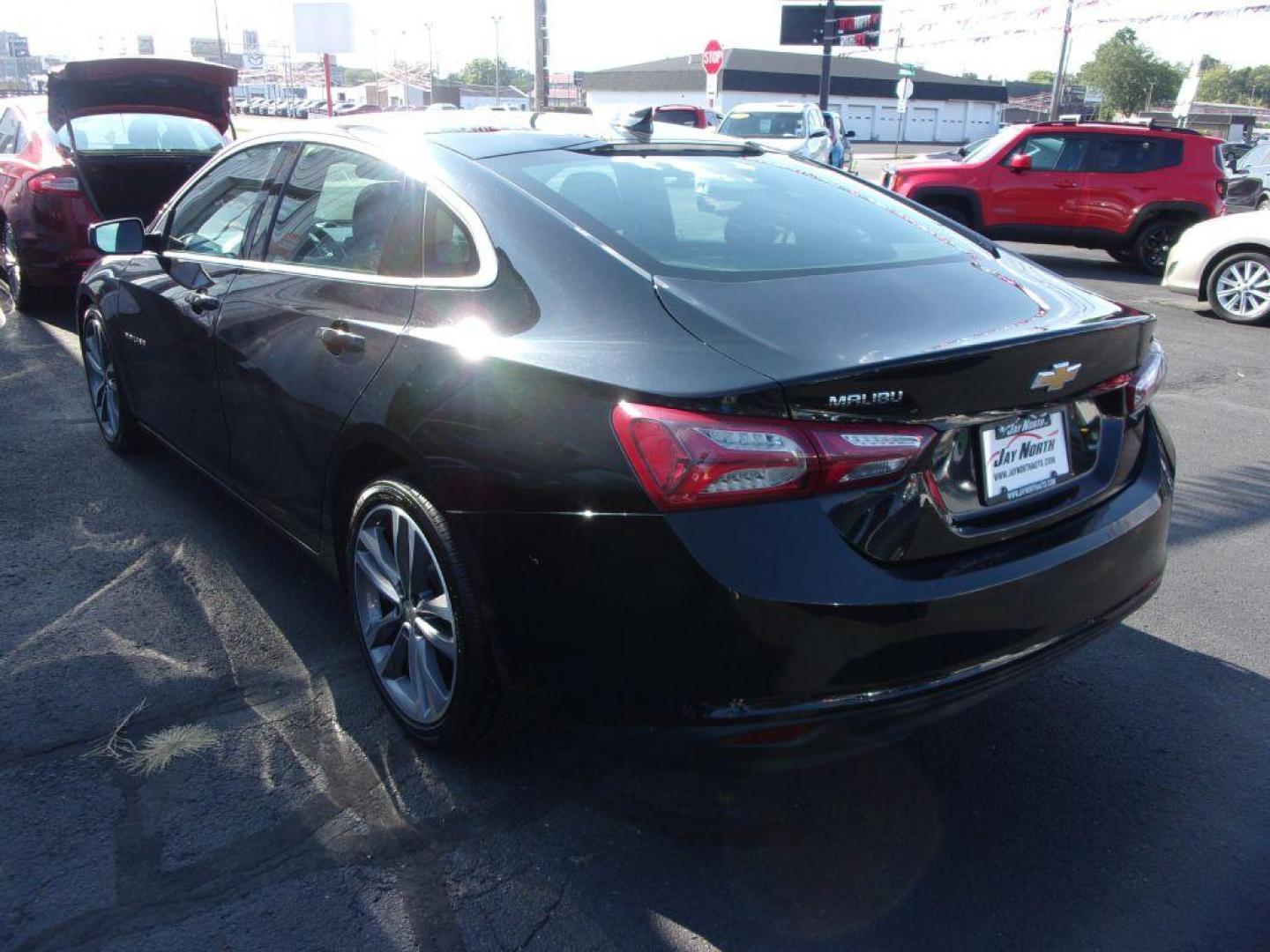 2021 BLACK CHEVROLET MALIBU LT (1G1ZD5ST4MF) with an 1.5L engine, Continuously Variable transmission, located at 501 E. Columbia St., Springfield, OH, 45503, (800) 262-7122, 39.925262, -83.801796 - ***LT***Back-up Camera***Power Seat***Serviced and Detailed*** Jay North Auto has offered hand picked vehicles since 1965! Our customer's enjoy a NO pressure buying experience with a small town feel. All of our vehicles get fully inspected and detailed. We are a preferred dealer for many local c - Photo#5