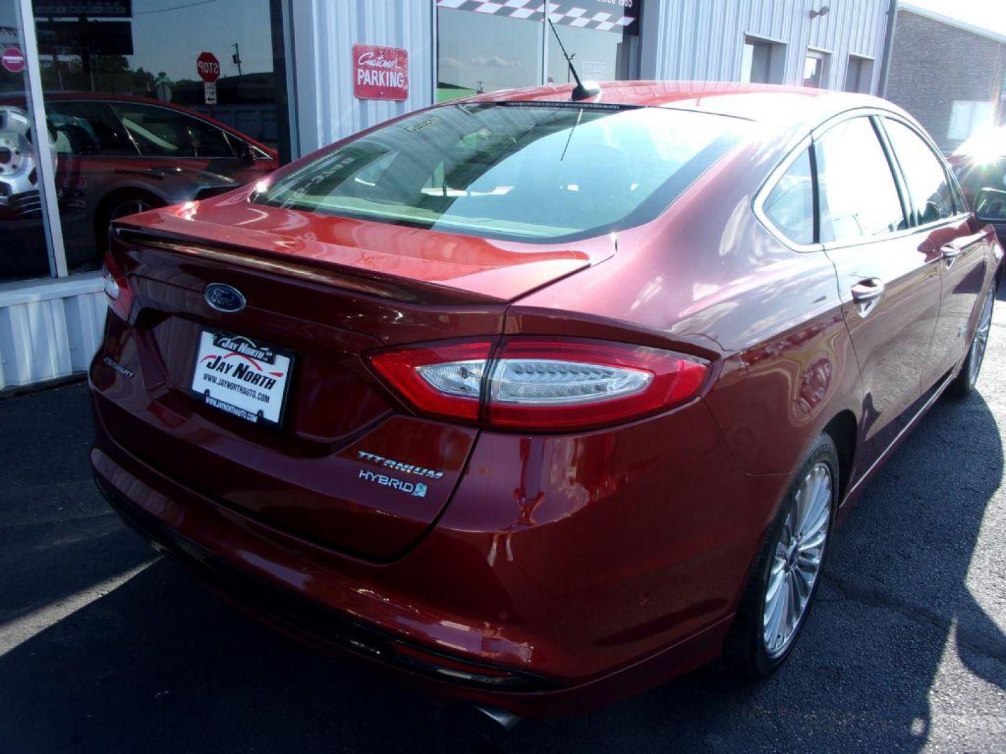 2014 RED FORD FUSION TITANIUM HYBRID (3FA6P0RU3ER) with an 2.0L engine, Continuously Variable transmission, located at 501 E. Columbia St., Springfield, OH, 45503, (800) 262-7122, 39.925262, -83.801796 - Photo#7