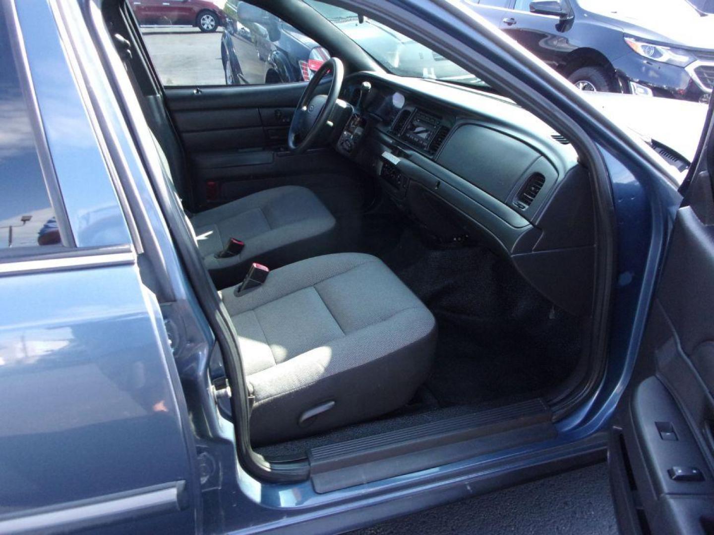 2010 BLUE FORD CROWN VICTORIA POLICE INTERCEPTOR (2FABP7BV1AX) with an 4.6L engine, Automatic transmission, located at 501 E. Columbia St., Springfield, OH, 45503, (800) 262-7122, 39.925262, -83.801796 - *** New Tires *** 1 Owner *** Texas Car *** Clean *** Serviced and Detailed *** Police Interceptor *** Low Miles *** V8 *** One owner Police Interceptor Street Appearance Package that spent it's whole life in Texas and New Mexico until we purchased it. Absolutely spotless, rust free undercarriag - Photo#15