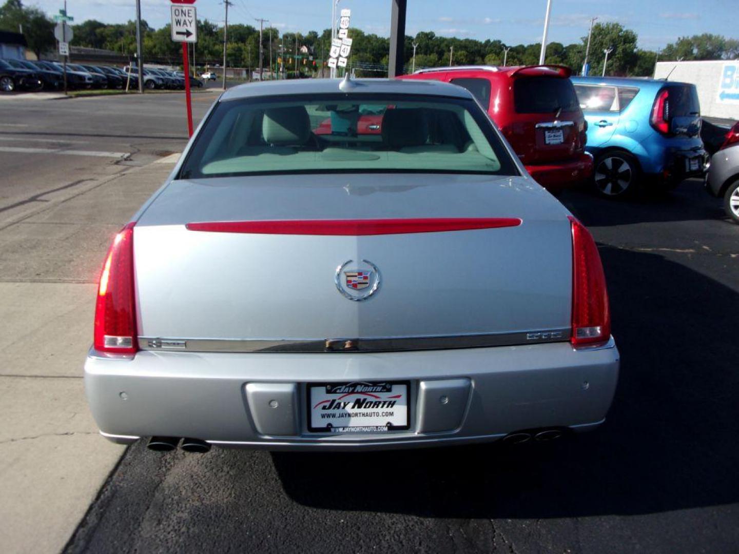 2010 SILVER CADILLAC DTS LUXURY COLLECTION (1G6KD5EYXAU) with an 4.6L engine, Automatic transmission, located at 501 E. Columbia St., Springfield, OH, 45503, (800) 262-7122, 39.925262, -83.801796 - *** Serviced and Detailed *** Luxury Collection *** V8 *** Moonroof *** Leather ***Remote Start*** Clean CarFax *** NICE *** Jay North Auto has offered hand picked vehicles since 1965! Our customer's enjoy a NO pressure buying experience with a small town feel. All of our vehicles get fully insp - Photo#3