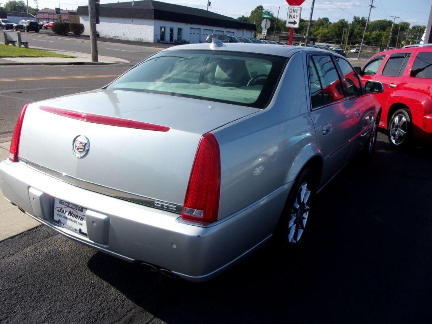 2010 SILVER CADILLAC DTS LUXURY COLLECTION (1G6KD5EYXAU) with an 4.6L engine, Automatic transmission, located at 501 E. Columbia St., Springfield, OH, 45503, (800) 262-7122, 39.925262, -83.801796 - *** Serviced and Detailed *** Luxury Collection *** V8 *** Moonroof *** Leather ***Remote Start*** Clean CarFax *** NICE *** Jay North Auto has offered hand picked vehicles since 1965! Our customer's enjoy a NO pressure buying experience with a small town feel. All of our vehicles get fully insp - Photo#4