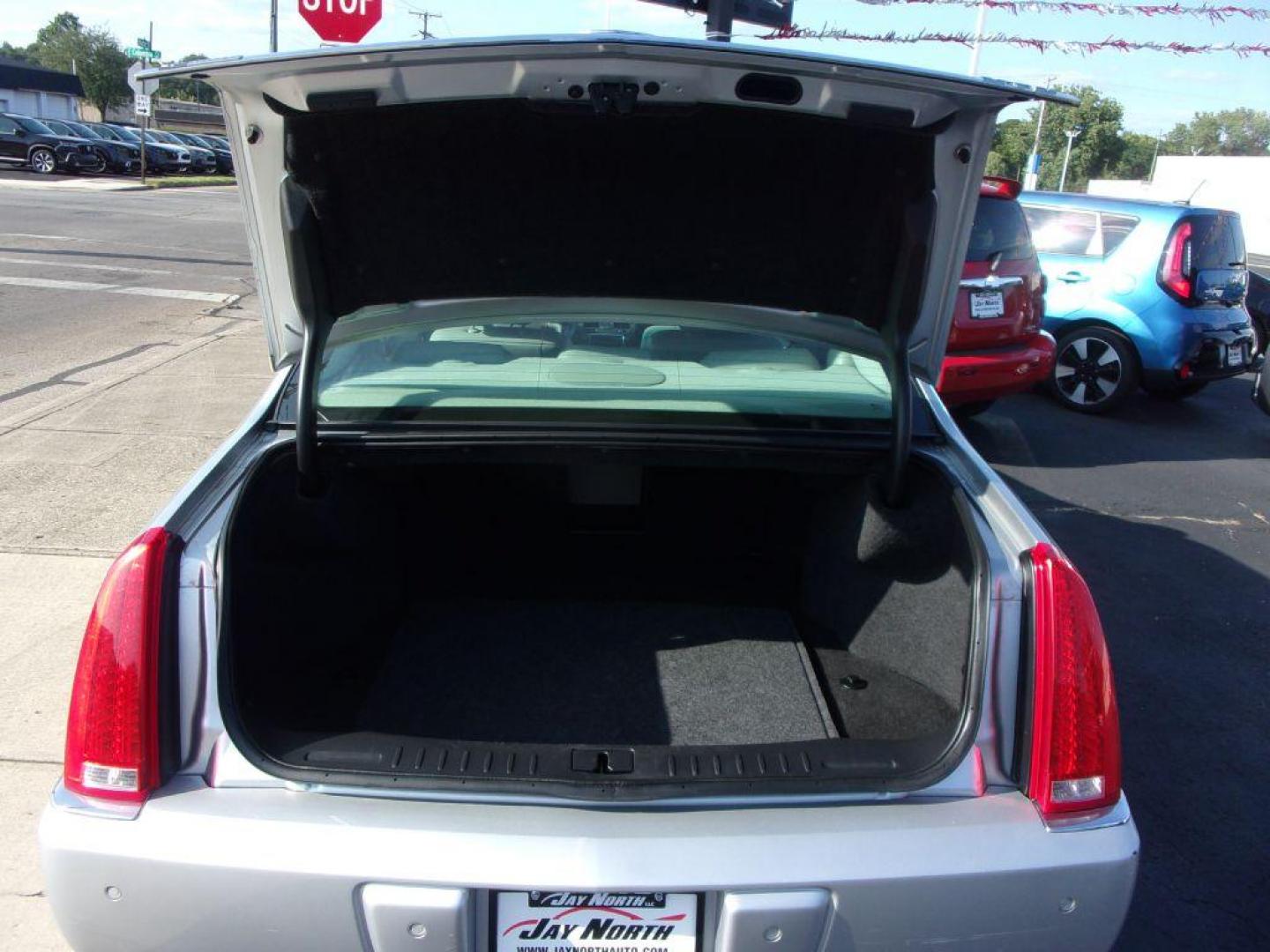 2010 SILVER CADILLAC DTS LUXURY COLLECTION (1G6KD5EYXAU) with an 4.6L engine, Automatic transmission, located at 501 E. Columbia St., Springfield, OH, 45503, (800) 262-7122, 39.925262, -83.801796 - *** Serviced and Detailed *** Luxury Collection *** V8 *** Moonroof *** Leather ***Remote Start*** Clean CarFax *** NICE *** Jay North Auto has offered hand picked vehicles since 1965! Our customer's enjoy a NO pressure buying experience with a small town feel. All of our vehicles get fully insp - Photo#5