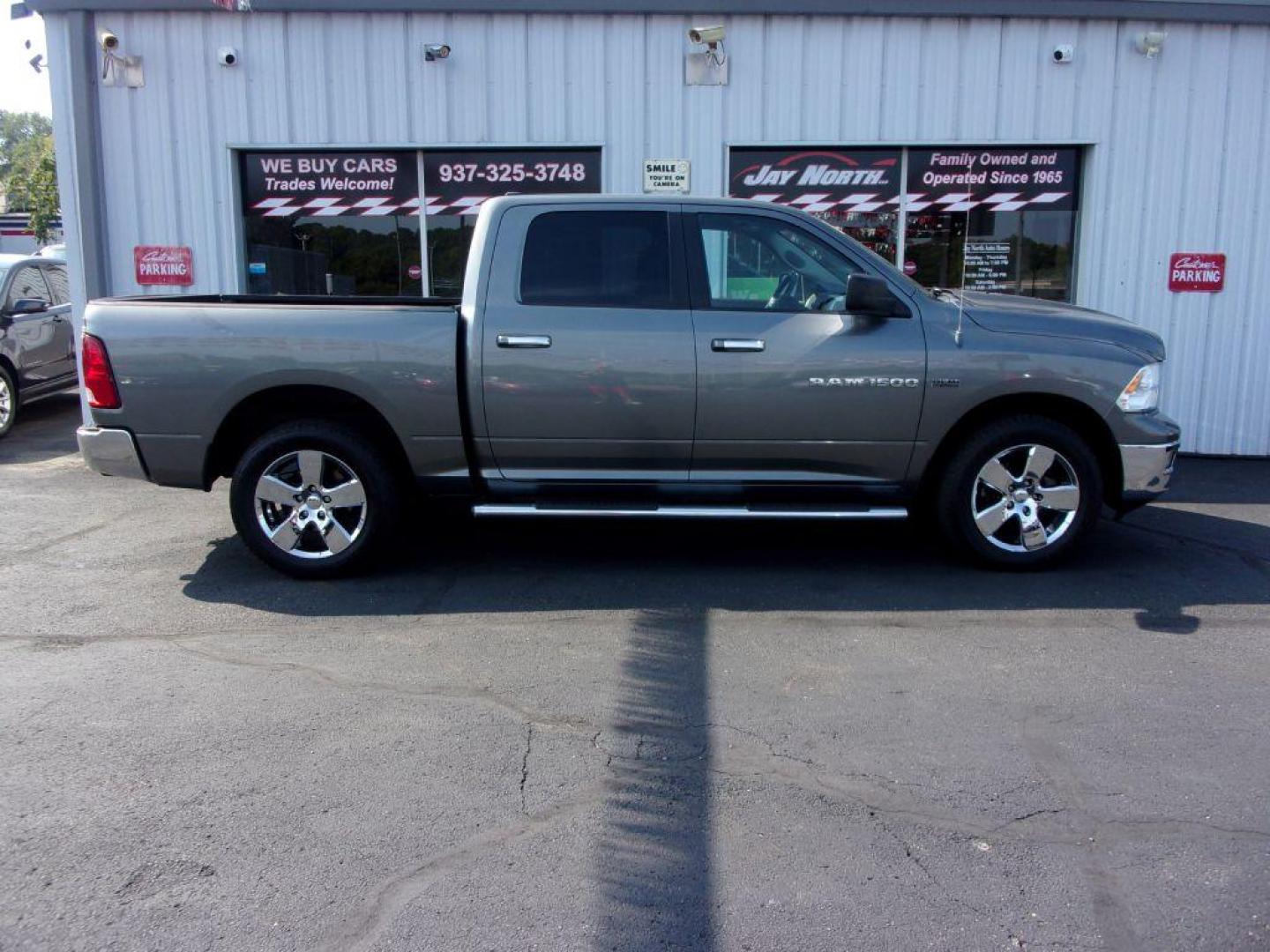 2012 GRAY DODGE RAM 1500 BIG HORN (1C6RD7LT9CS) with an 5.7L engine, Automatic transmission, located at 501 E. Columbia St., Springfield, OH, 45503, (800) 262-7122, 39.925262, -83.801796 - ***Clean Carfax***5.7L HEMI***V8***4X4***Spray in Bed Liner***SHARP***Serviced and Detailed*** Jay North Auto has offered hand picked vehicles since 1965! Our customer's enjoy a NO pressure buying experience with a small town feel. All of our vehicles get fully inspected and detailed. We are a p - Photo#0