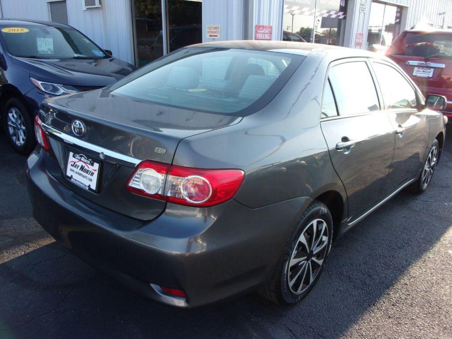 2012 GRAY TOYOTA COROLLA LE (2T1BU4EEXCC) with an 1.8L engine, Automatic transmission, located at 501 E. Columbia St., Springfield, OH, 45503, (800) 262-7122, 39.925262, -83.801796 - *** LE *** FWD *** Serviced and Detailed *** Jay North Auto has offered hand picked vehicles since 1965! Our customer's enjoy a NO pressure buying experience with a small town feel. All of our vehicles get fully inspected and detailed. We are a preferred dealer for many local credit unions and - Photo#4