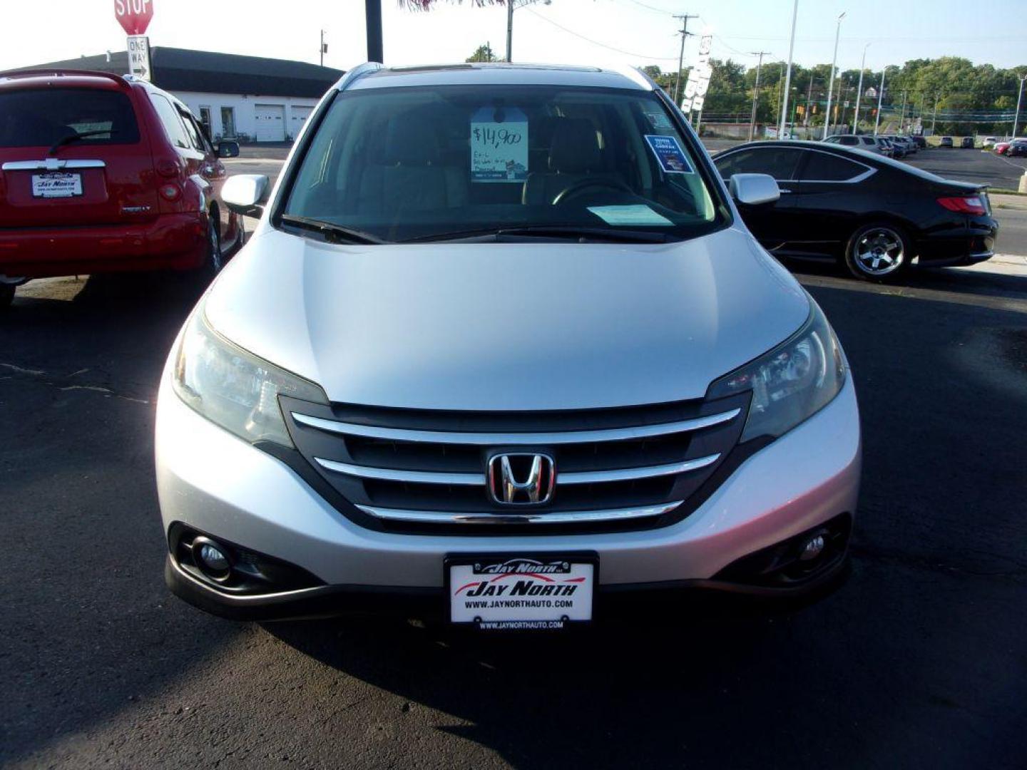 2014 SILVER HONDA CR-V EXL (2HKRM4H71EH) with an 2.4L engine, Automatic transmission, located at 501 E. Columbia St., Springfield, OH, 45503, (800) 262-7122, 39.925262, -83.801796 - Photo#3