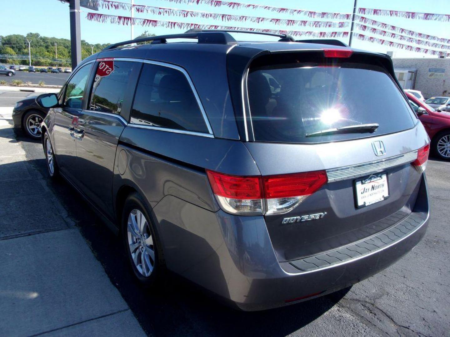 2015 GRAY HONDA ODYSSEY EXL (5FNRL5H63FB) with an 3.5L engine, Automatic transmission, located at 501 E. Columbia St., Springfield, OH, 45503, (800) 262-7122, 39.925262, -83.801796 - *** 1 Owner *** EX -L *** Leather *** Moonroof *** Premium Audio *** NICE!!! *** Serviced and Detailed *** Jay North Auto has offered hand picked vehicles since 1965! Our customer's enjoy a NO pressure buying experience with a small town feel. All of our vehicles get fully inspected and detaile - Photo#4