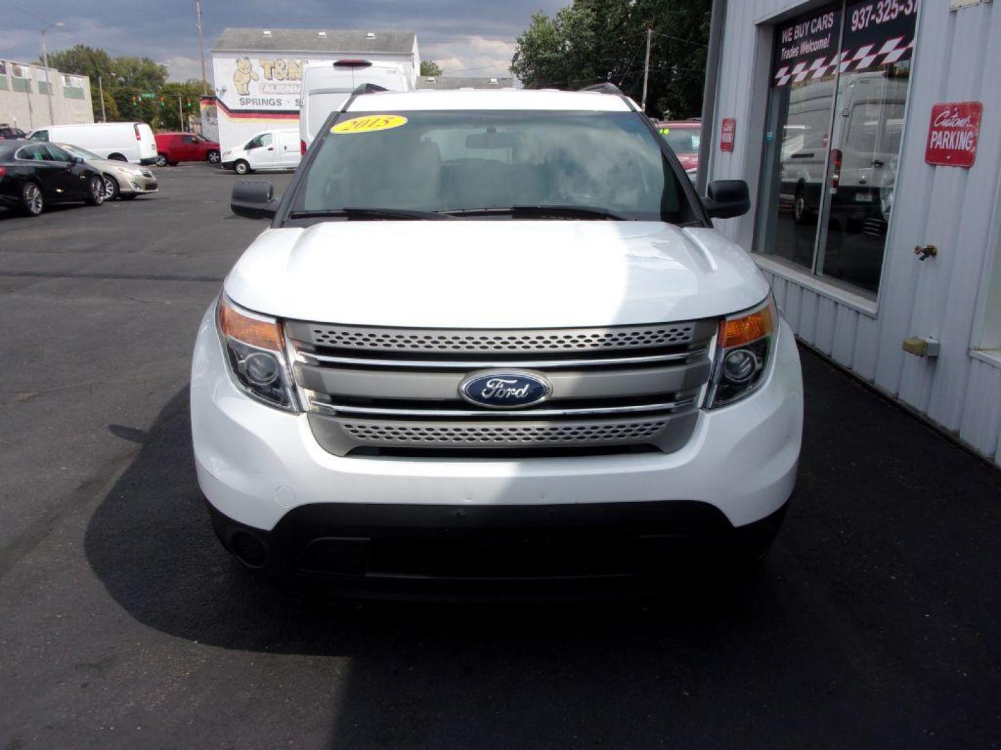 2015 WHITE FORD EXPLORER (1FM5K7B82FG) with an 3.5L engine, Automatic transmission, located at 501 E. Columbia St., Springfield, OH, 45503, (800) 262-7122, 39.925262, -83.801796 - ***1-Owner***Clean Carfax***New Tires***Base***3.5L V6***Serviced and Detailed*** Jay North Auto has offered hand picked vehicles since 1965! Our customer's enjoy a NO pressure buying experience with a small town feel. All of our vehicles get fully inspected and detailed. We are a preferred deal - Photo#1