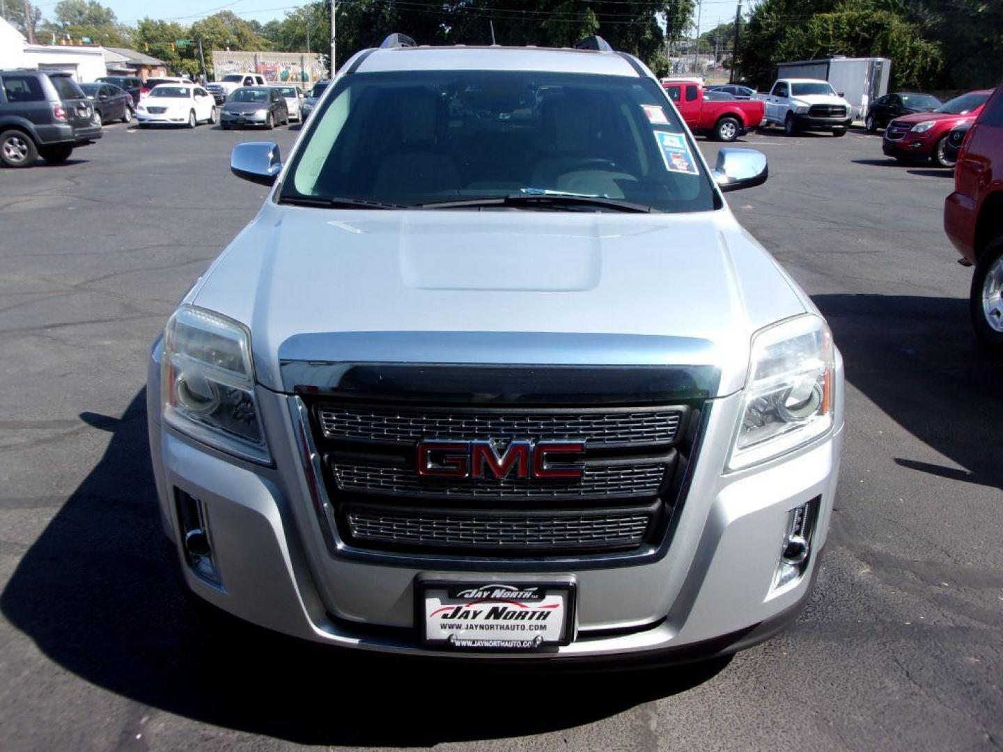 2015 SILVER GMC TERRAIN SLT (2GKALTEK8F6) with an 2.4L engine, Automatic transmission, located at 501 E. Columbia St., Springfield, OH, 45503, (800) 262-7122, 39.925262, -83.801796 - Photo#2