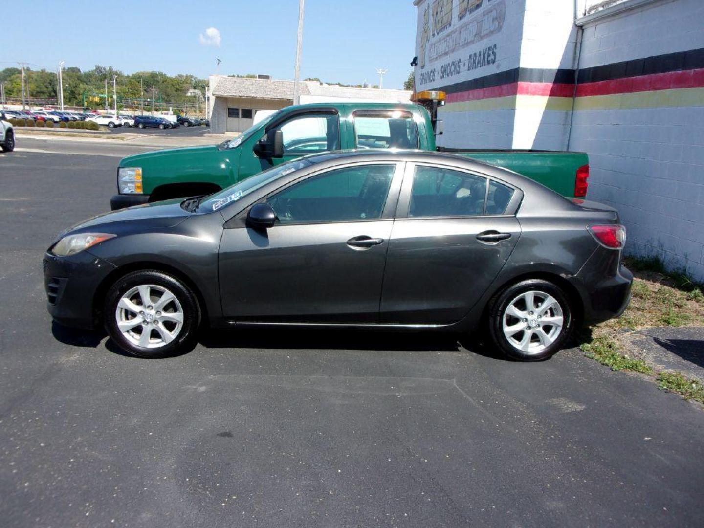 2010 GREY MAZDA 3 I (JM1BL1SF5A1) with an 2.0L engine, 5-Speed Manual transmission, located at 501 E. Columbia St., Springfield, OH, 45503, (800) 262-7122, 39.925262, -83.801796 - *** 28 Service Records ***Clean Carfax***BOSE Sound System***Moonroof***5-Speed Manual***Serviced and Detailed*** Jay North Auto has offered hand picked vehicles since 1965! Our customer's enjoy a NO pressure buying experience with a small town feel. All of our vehicles get fully inspected and d - Photo#0