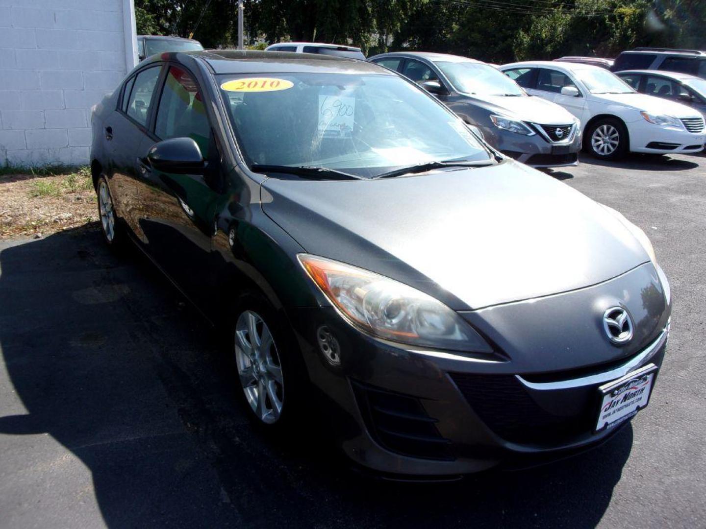 2010 GREY MAZDA 3 I (JM1BL1SF5A1) with an 2.0L engine, 5-Speed Manual transmission, located at 501 E. Columbia St., Springfield, OH, 45503, (800) 262-7122, 39.925262, -83.801796 - *** 28 Service Records ***Clean Carfax***BOSE Sound System***Moonroof***5-Speed Manual***Serviced and Detailed*** Jay North Auto has offered hand picked vehicles since 1965! Our customer's enjoy a NO pressure buying experience with a small town feel. All of our vehicles get fully inspected and d - Photo#2