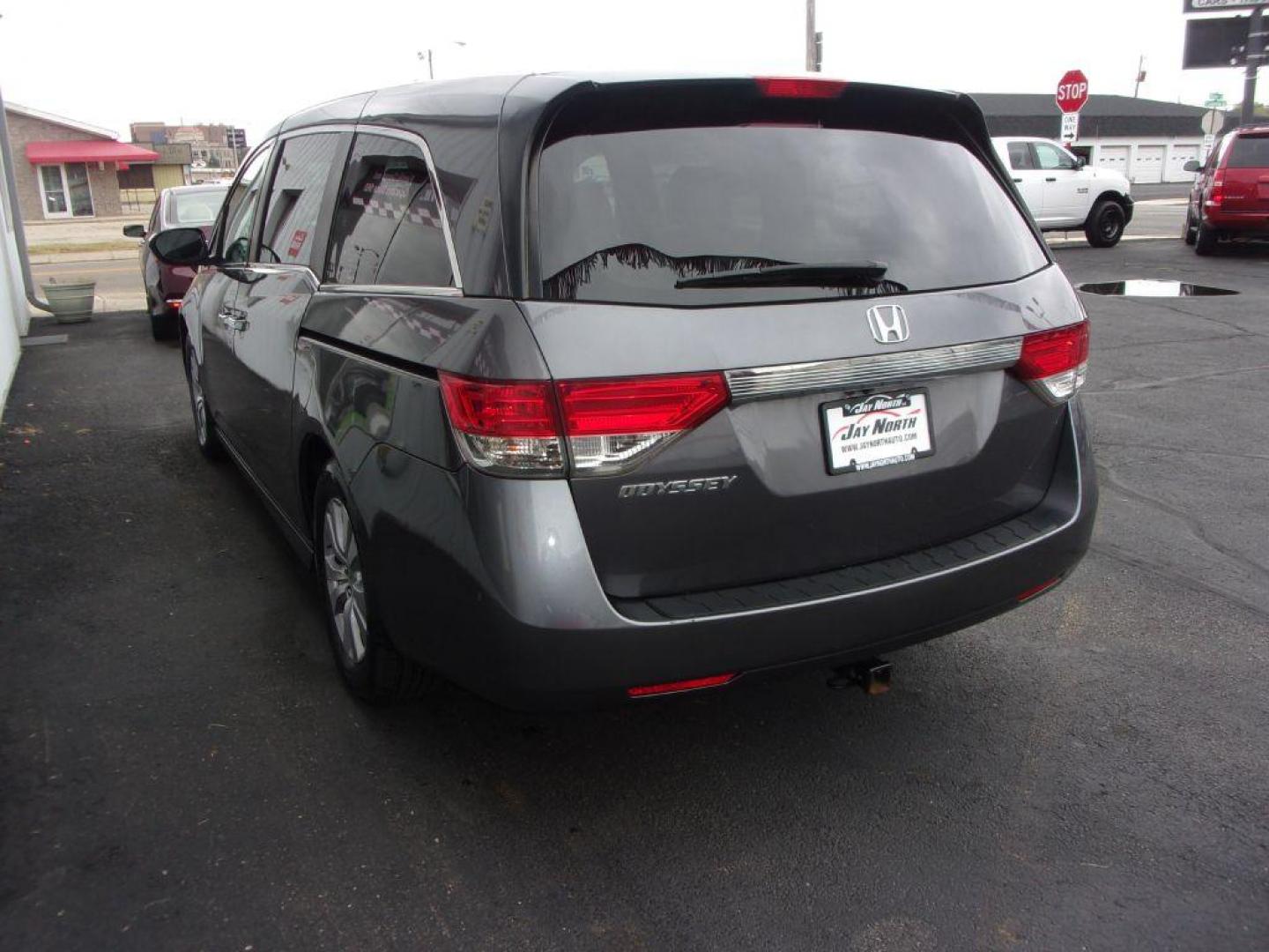 2016 GRAY HONDA ODYSSEY EX (5FNRL5H42GB) with an 3.5L engine, Automatic transmission, located at 501 E. Columbia St., Springfield, OH, 45503, (800) 262-7122, 39.925262, -83.801796 - ***Timing Belt Replaced at 71K Miles***New Tires***EX***Power Sliding Doors***Serviced and Detailed*** Jay North Auto has offered hand picked vehicles since 1965! Our customer's enjoy a NO pressure buying experience with a small town feel. All of our vehicles get fully inspected and detailed. We - Photo#5