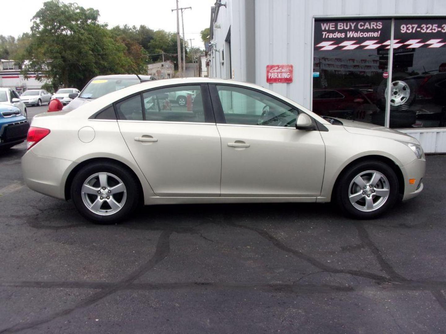 2014 GOLD CHEVROLET CRUZE LT (1G1PC5SB7E7) with an 1.4L engine, Automatic transmission, located at 501 E. Columbia St., Springfield, OH, 45503, (800) 262-7122, 39.925262, -83.801796 - *** New Brakes *** Serviced and Detailed *** LT *** Jay North Auto has offered hand picked vehicles since 1965! Our customer's enjoy a NO pressure buying experience with a small town feel. All of our vehicles get fully inspected and detailed. We are a preferred dealer for many local credit unio - Photo#0