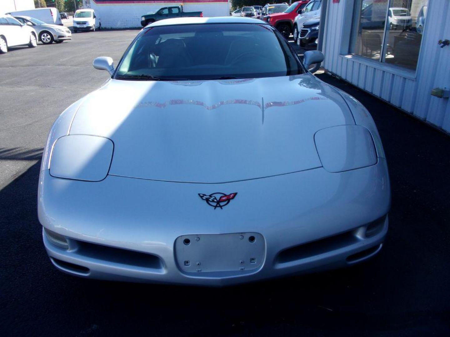 1998 SILVER CHEVROLET CORVETTE (1G1YY22GXW5) with an 5.7L engine, Automatic transmission, located at 501 E. Columbia St., Springfield, OH, 45503, (800) 262-7122, 39.925262, -83.801796 - ***1998 CORVETTE***Clean Carfax***5.7L V8***NEW TIRES***SHARP***Bose Sound System***78,xxx Miles***Serviced and Detailed*** Jay North Auto has offered hand picked vehicles since 1965! Our customer's enjoy a NO pressure buying experience with a small town feel. All of our vehicles get fully inspe - Photo#1