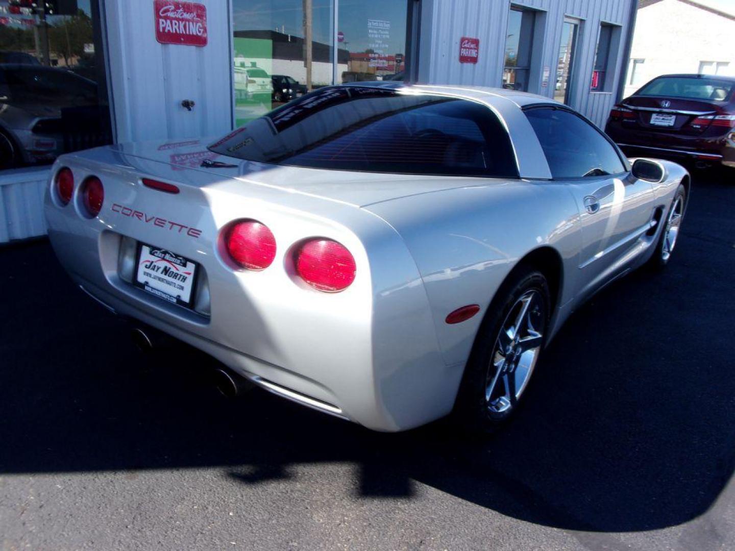 1998 SILVER CHEVROLET CORVETTE (1G1YY22GXW5) with an 5.7L engine, Automatic transmission, located at 501 E. Columbia St., Springfield, OH, 45503, (800) 262-7122, 39.925262, -83.801796 - ***1998 CORVETTE***Clean Carfax***5.7L V8***NEW TIRES***SHARP***Bose Sound System***78,xxx Miles***Serviced and Detailed*** Jay North Auto has offered hand picked vehicles since 1965! Our customer's enjoy a NO pressure buying experience with a small town feel. All of our vehicles get fully inspe - Photo#3